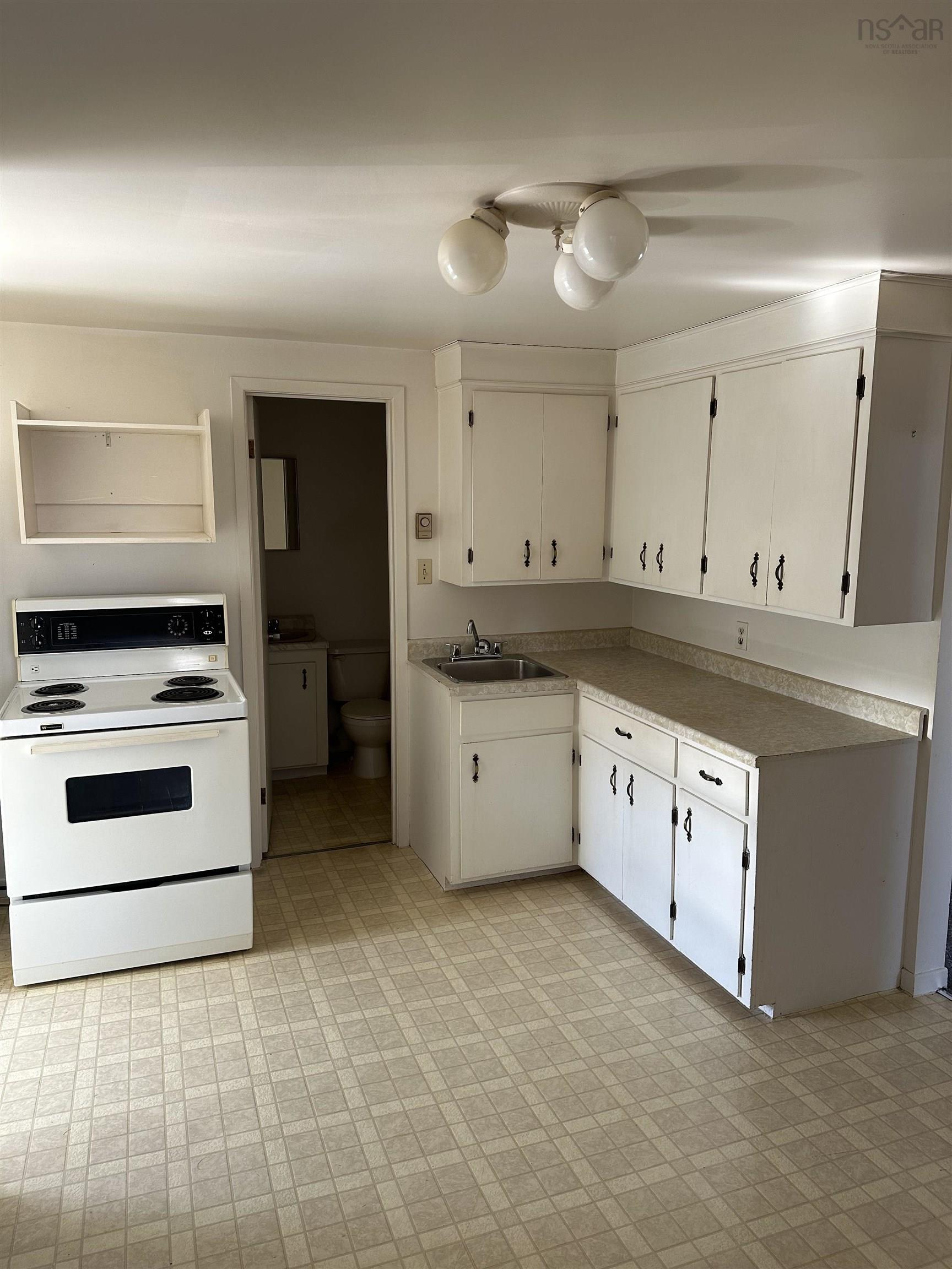 $259,000.00: 1334 Main Street, Glace Bay