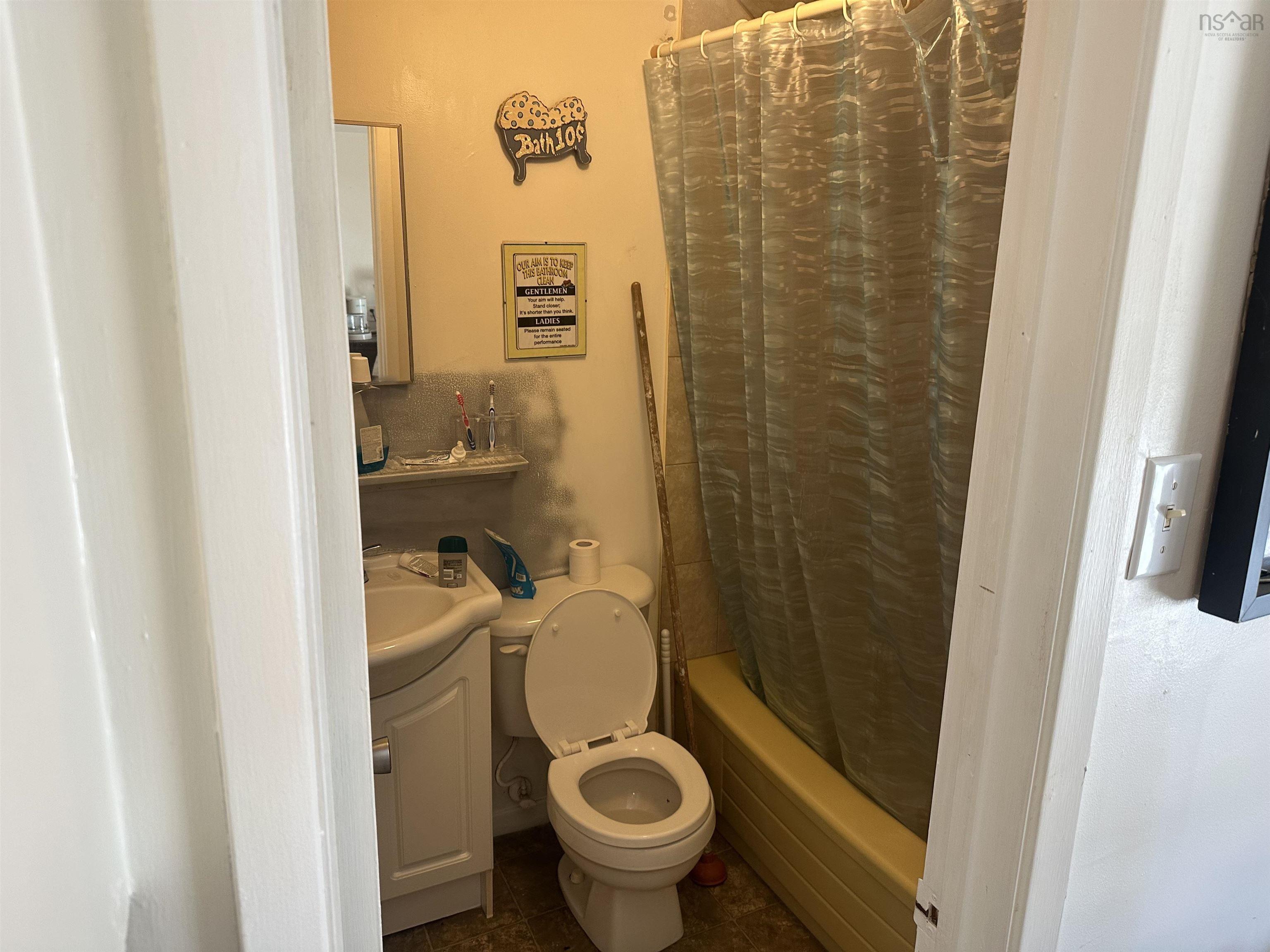 $259,000.00: 1334 Main Street, Glace Bay