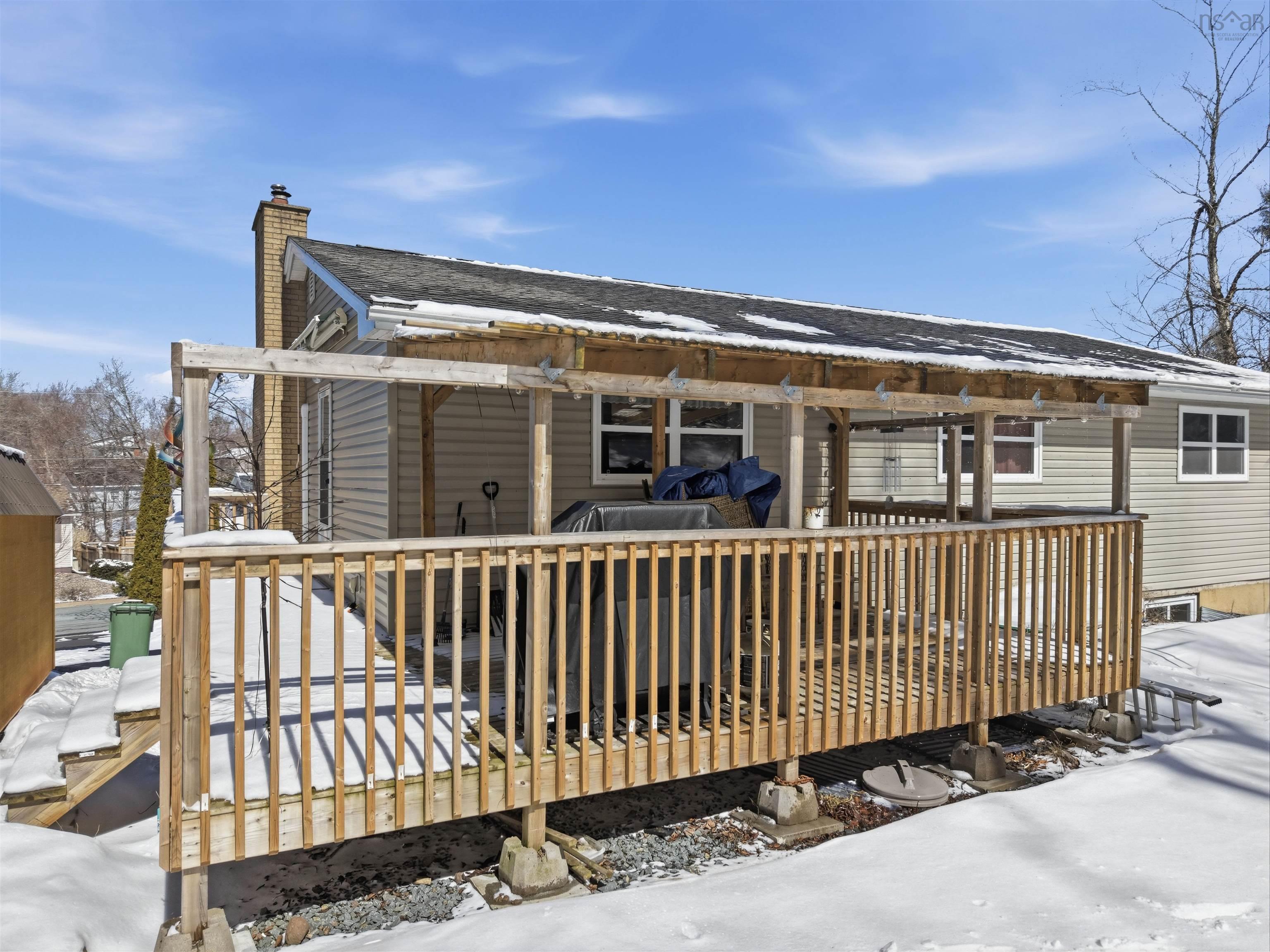 42 Meadow Drive, Beaver Bank, NS (MLS 202605489)