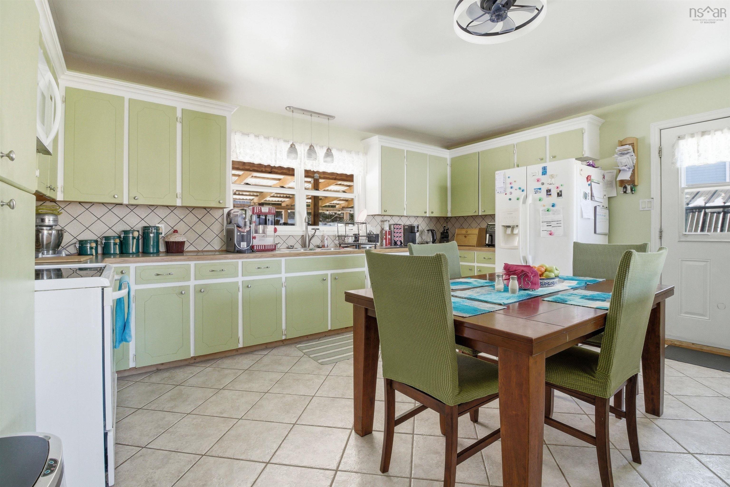 42 Meadow Drive, Beaver Bank, NS (MLS 202605489)