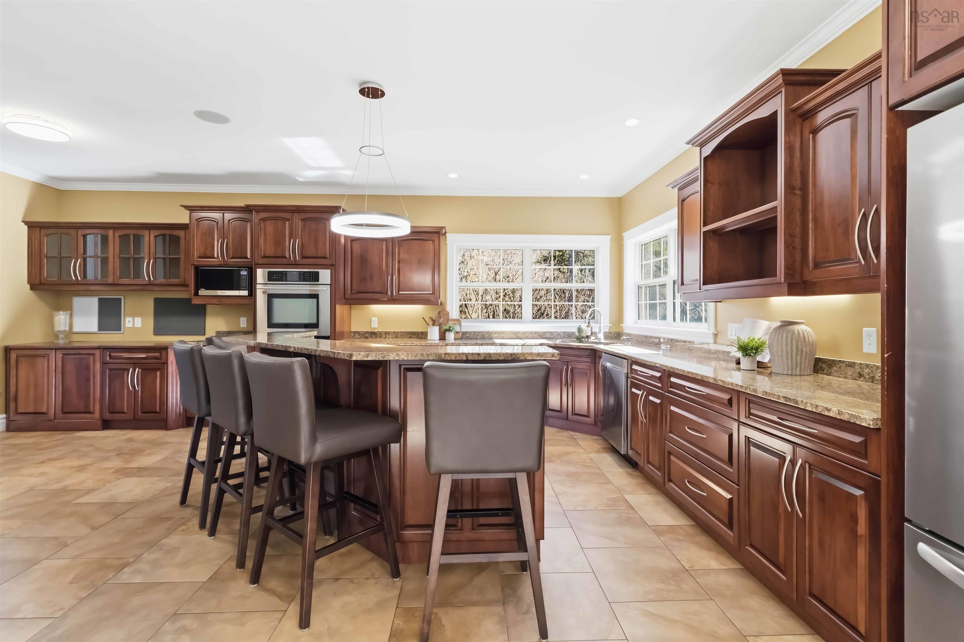 61 Colins Road, Bedford, NS (MLS 202605490)