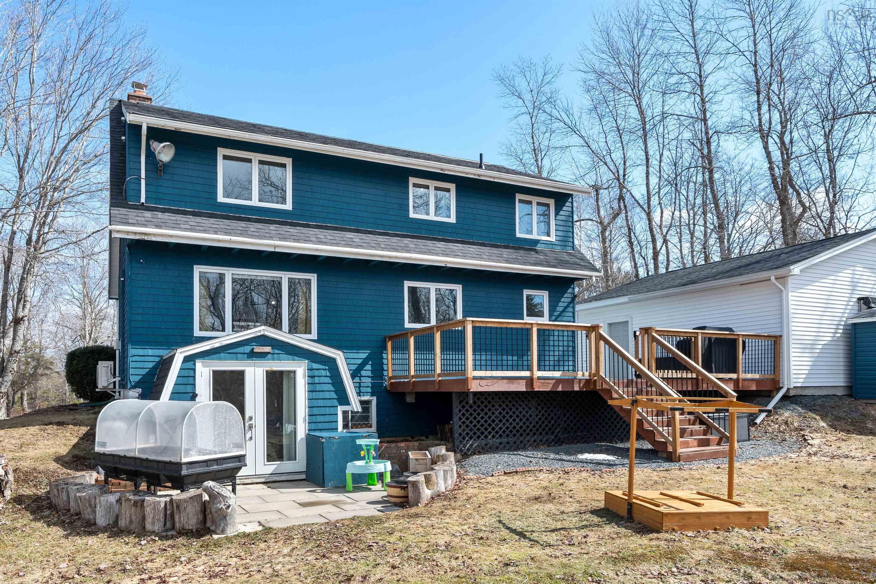 $585,000.00: 23 Pinewood Drive, Lakelands