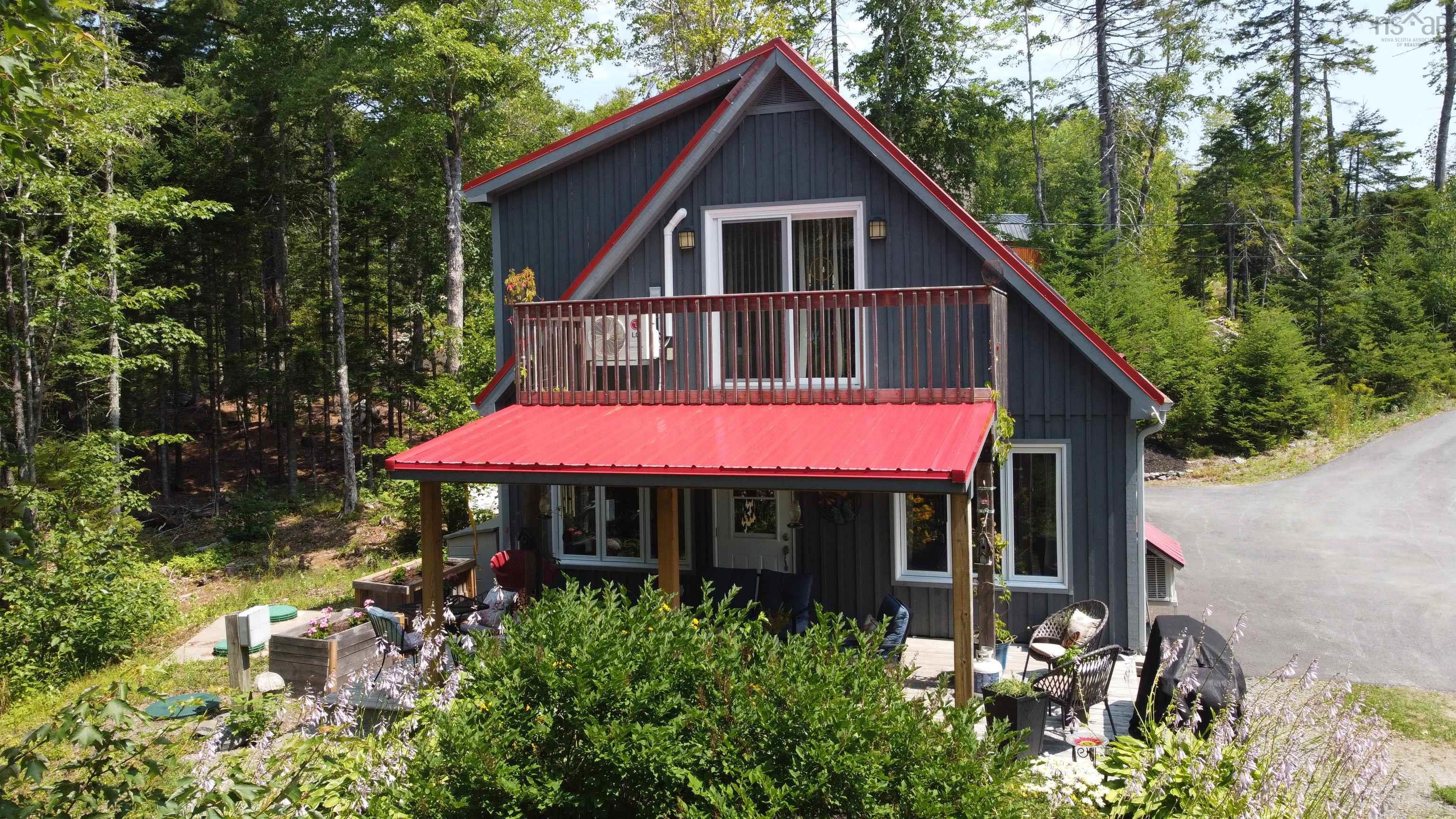 $749,900.00: 62 Western Point Lane, East Uniacke