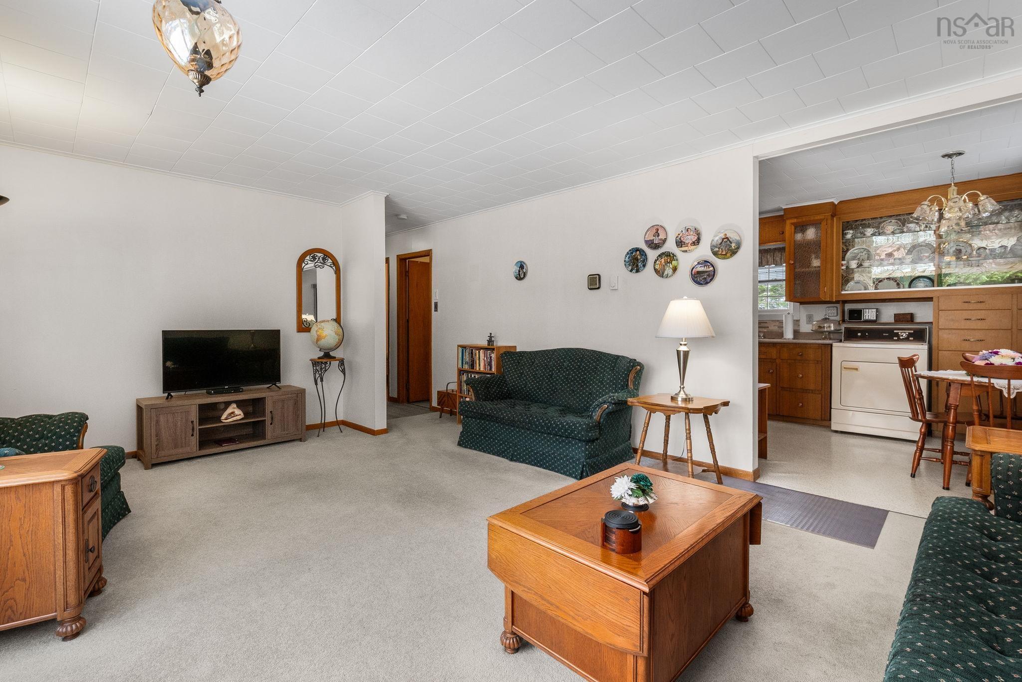 $299,000.00: 1140 Highway 331, Conquerall Bank