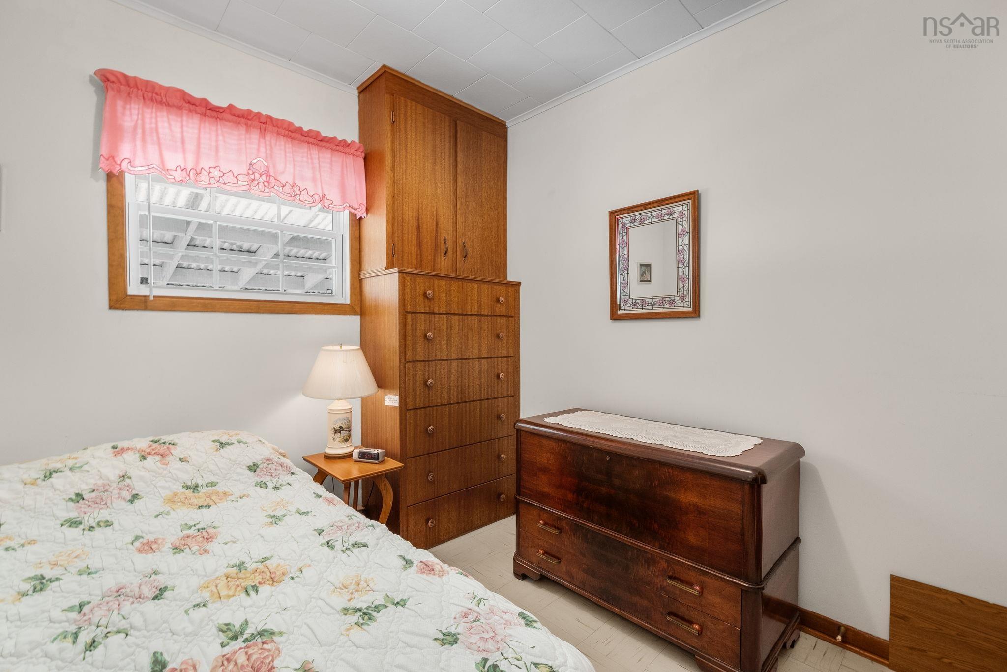 $299,000.00: 1140 Highway 331, Conquerall Bank