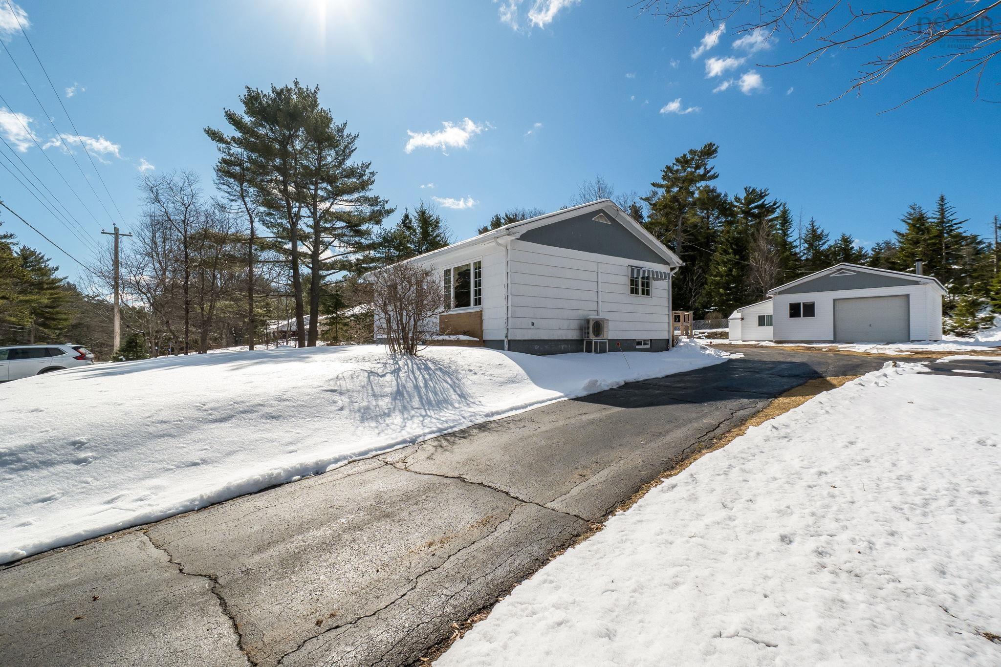 $299,000.00: 1140 Highway 331, Conquerall Bank