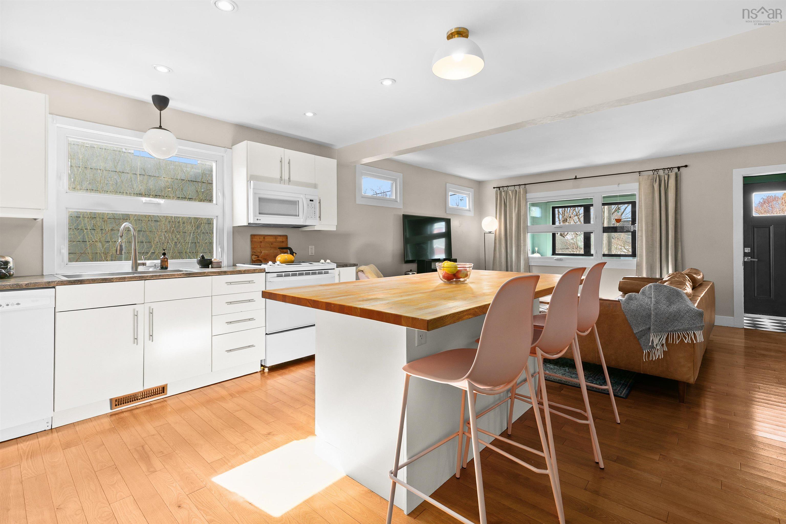 6484 Roslyn Road, West End, NS (MLS 202605514)