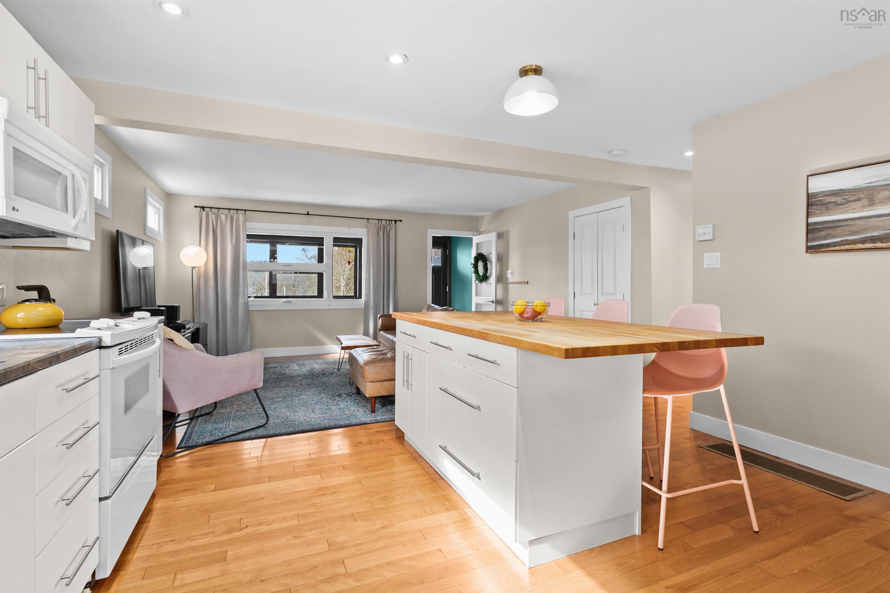 6484 Roslyn Road, West End, NS (MLS 202605514)