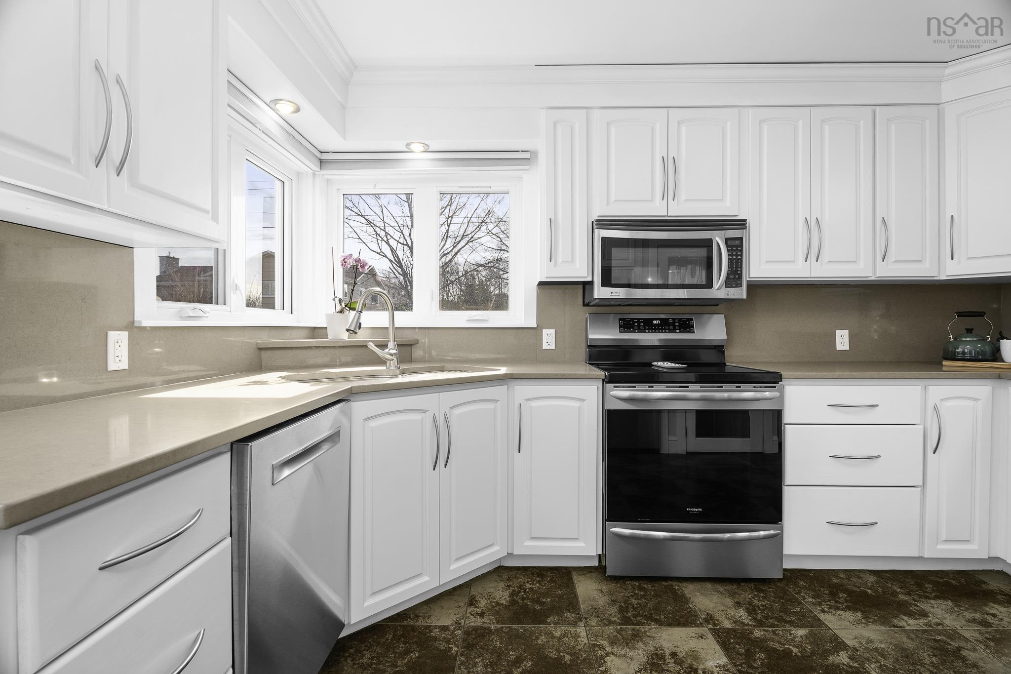 20 View Street, Dartmouth, NS (MLS 202605515)