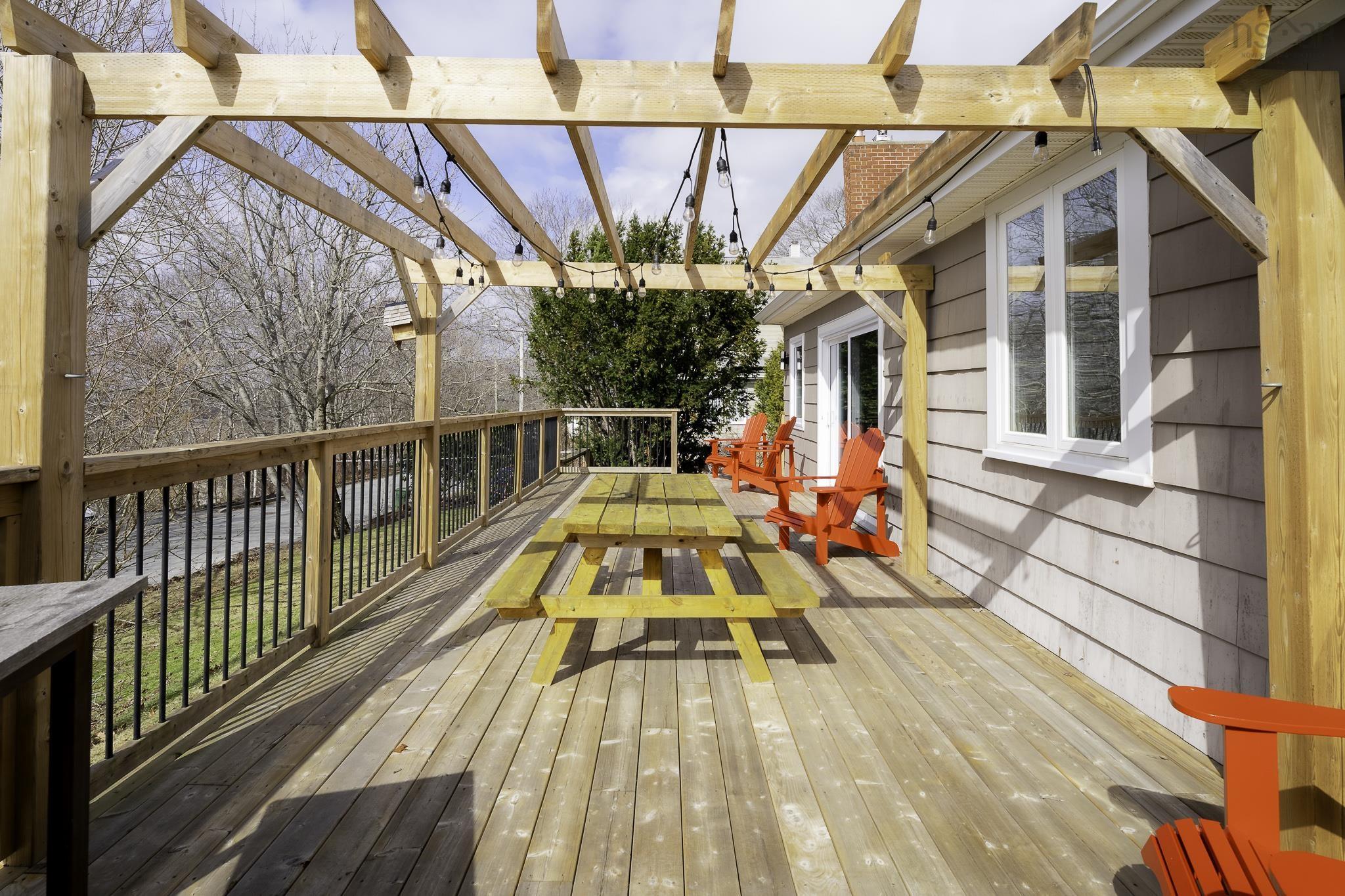 20 View Street, Dartmouth, NS (MLS 202605515)