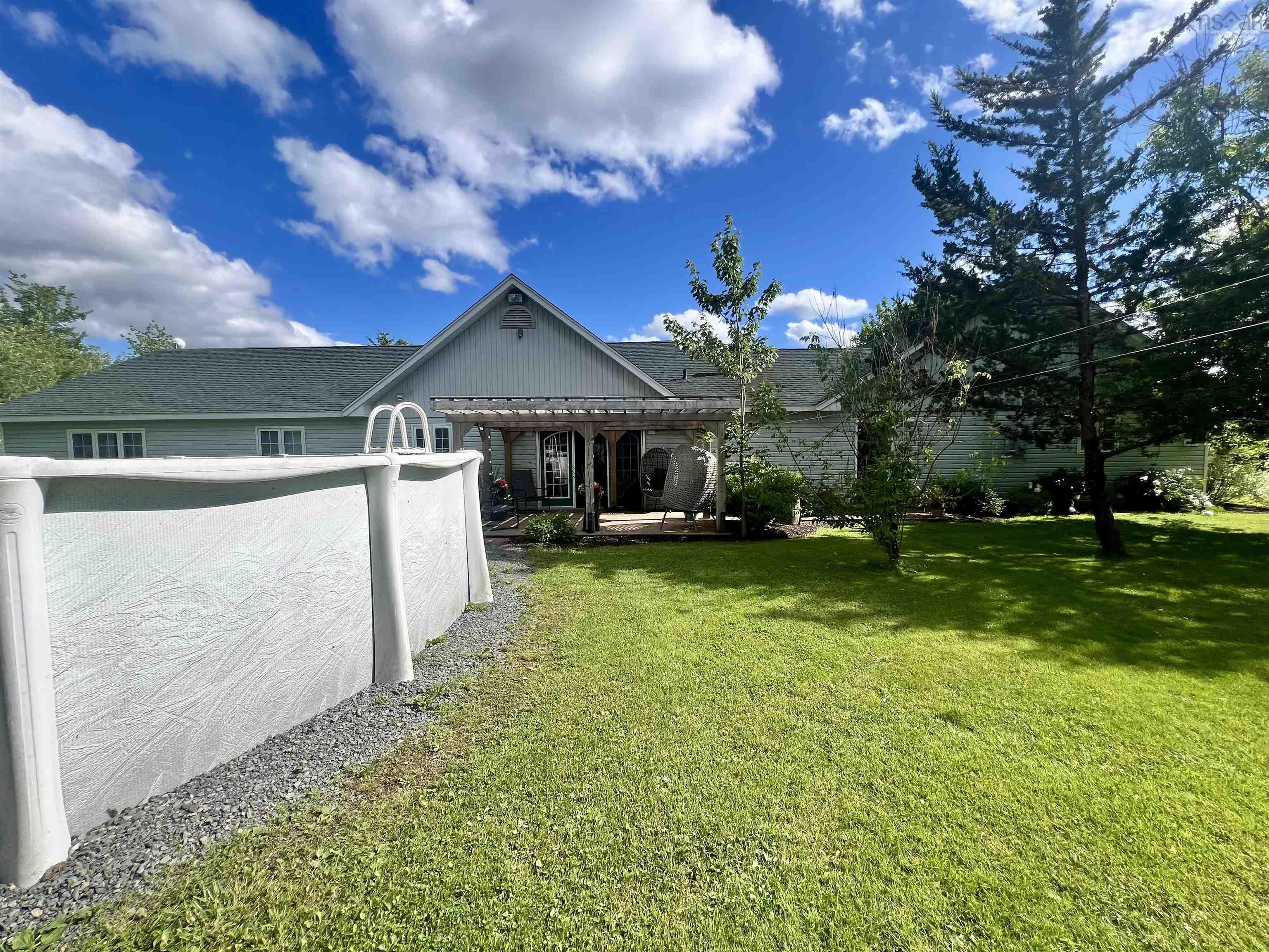 $899,000.00: 1042 Pleasant Valley Road, Pleasant Valley