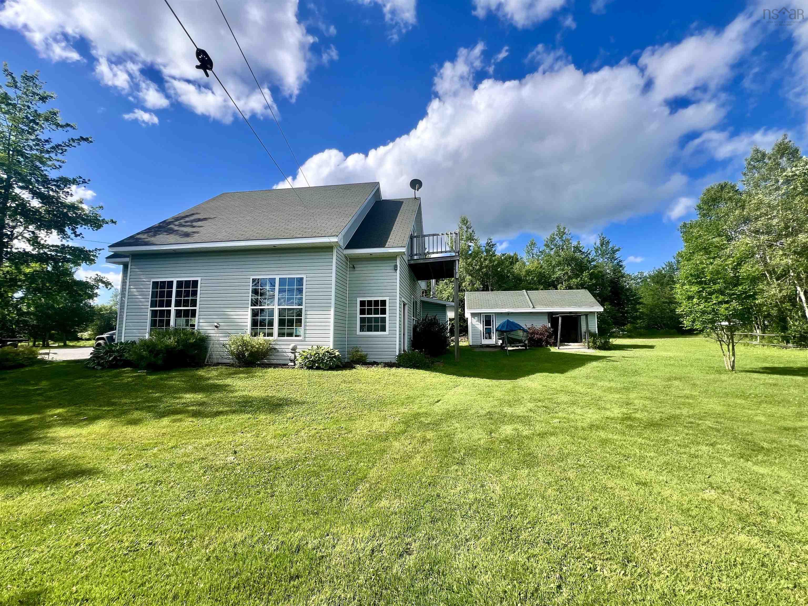 $899,000.00: 1042 Pleasant Valley Road, Pleasant Valley