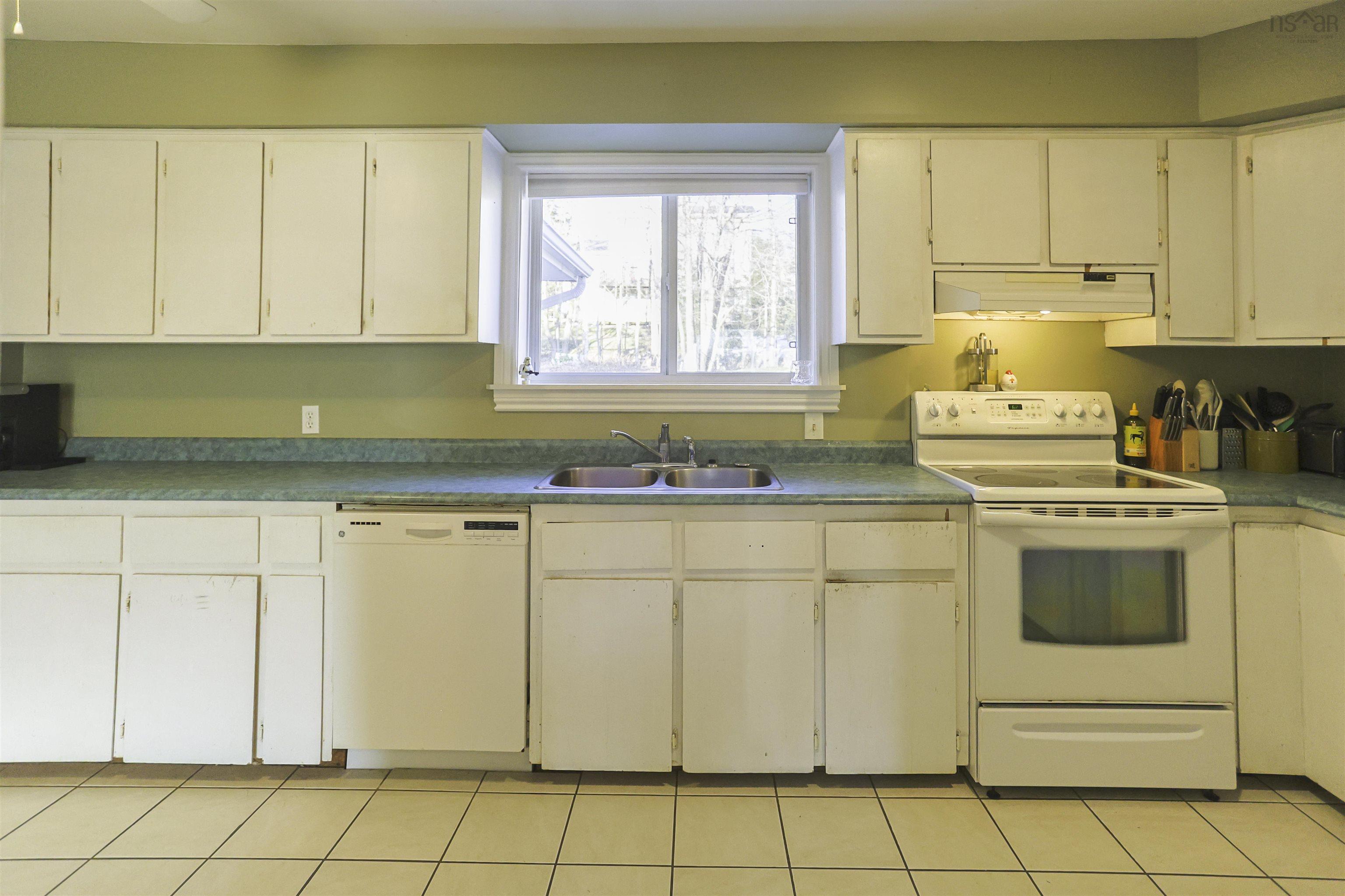 33 Micmac Drive, Dartmouth, NS (MLS 202605530)