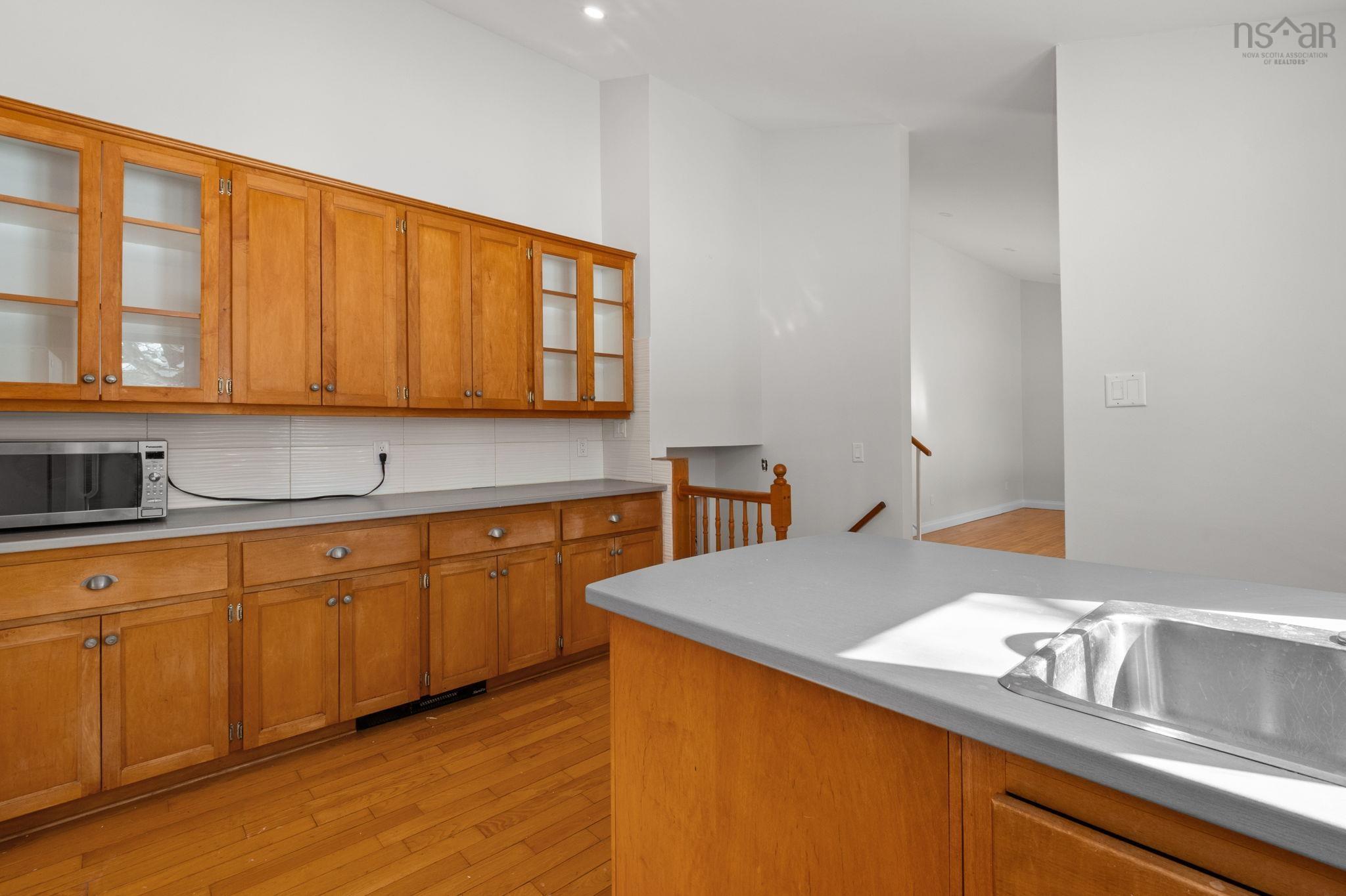 19 Dumbarton Avenue, Dartmouth, NS (MLS 202605534)