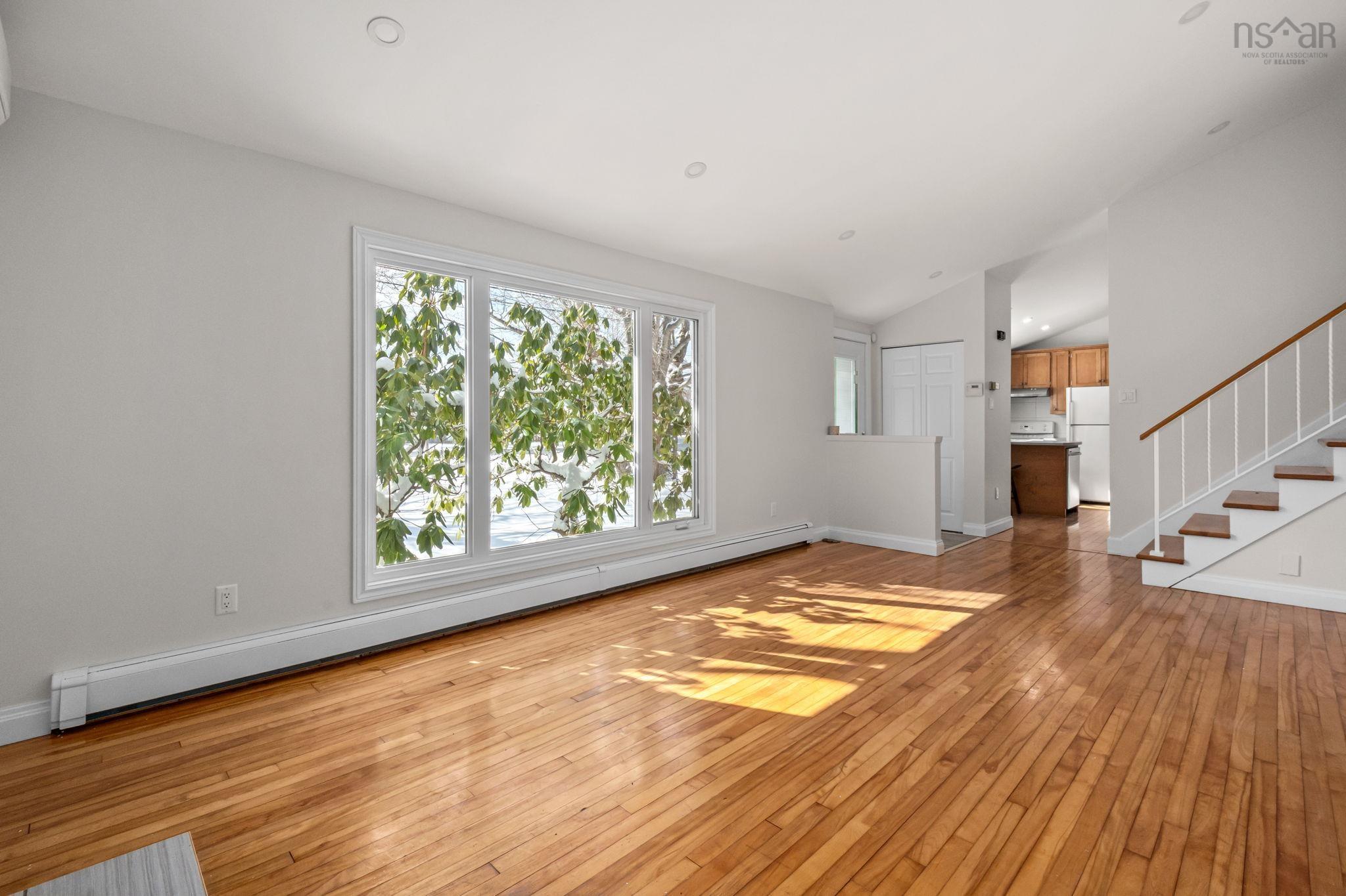 19 Dumbarton Avenue, Dartmouth, NS (MLS 202605534)