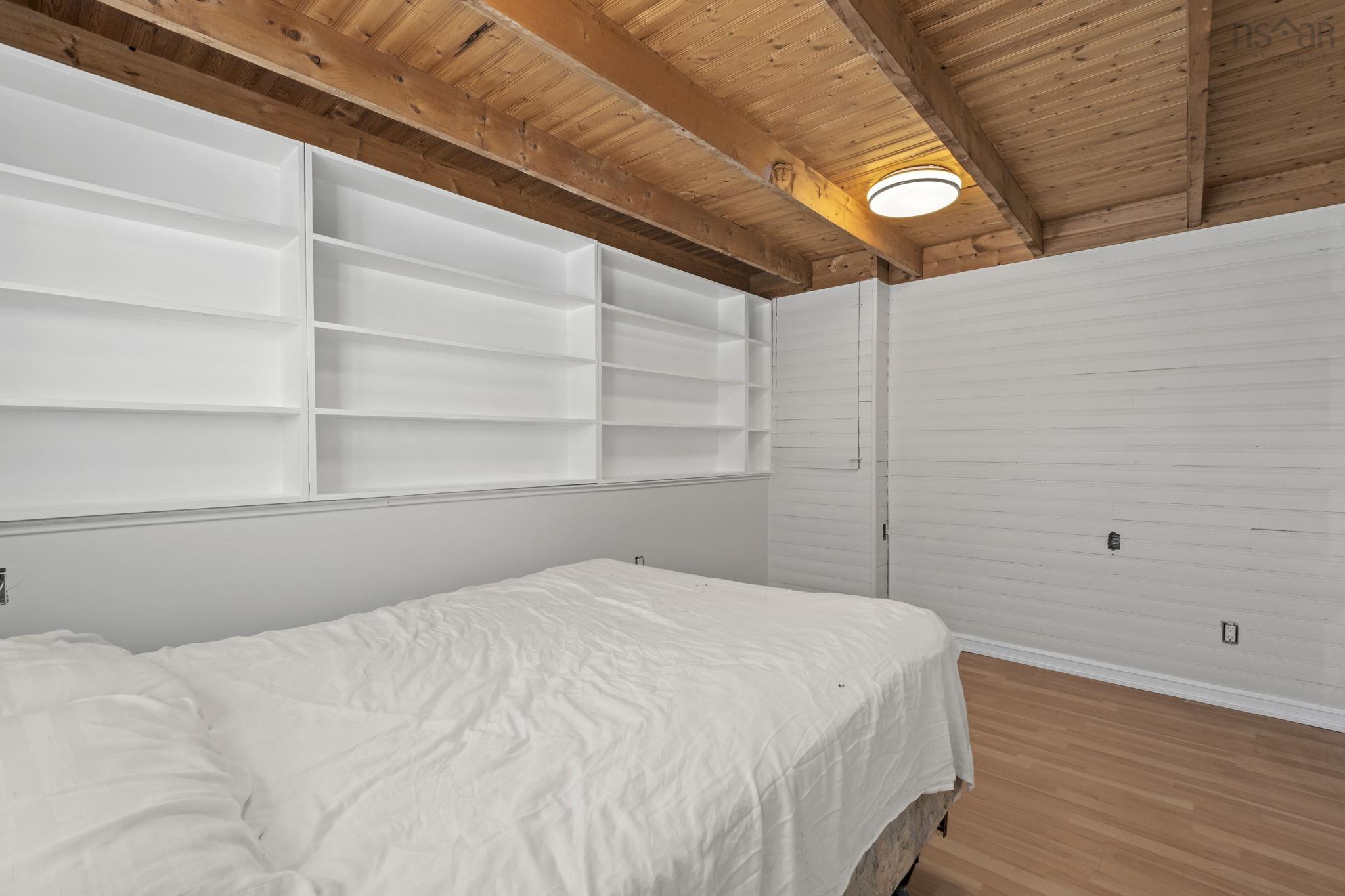 19 Dumbarton Avenue, Dartmouth, NS (MLS 202605534)