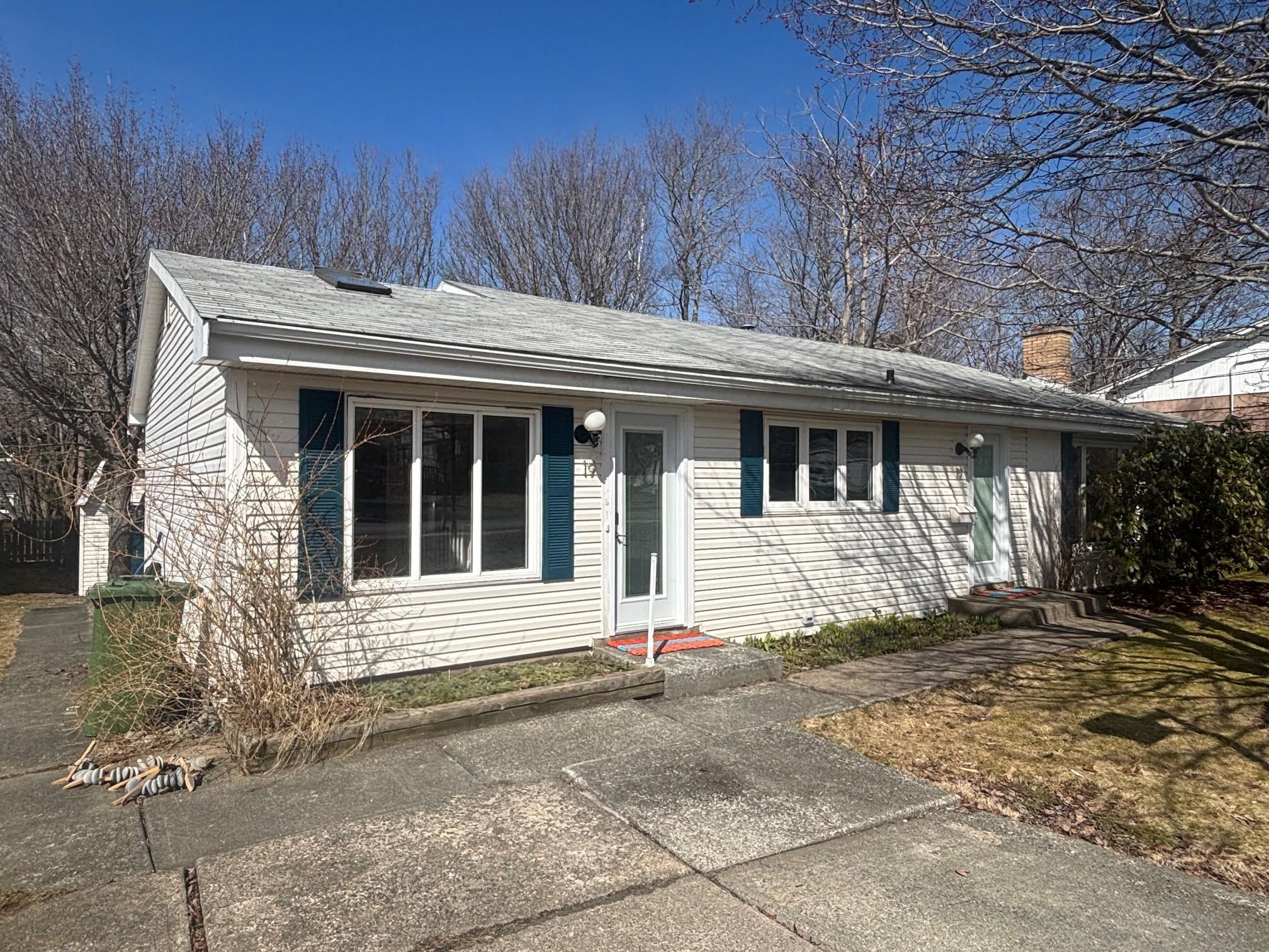 19 Dumbarton Avenue, Dartmouth, NS (MLS 202605534)