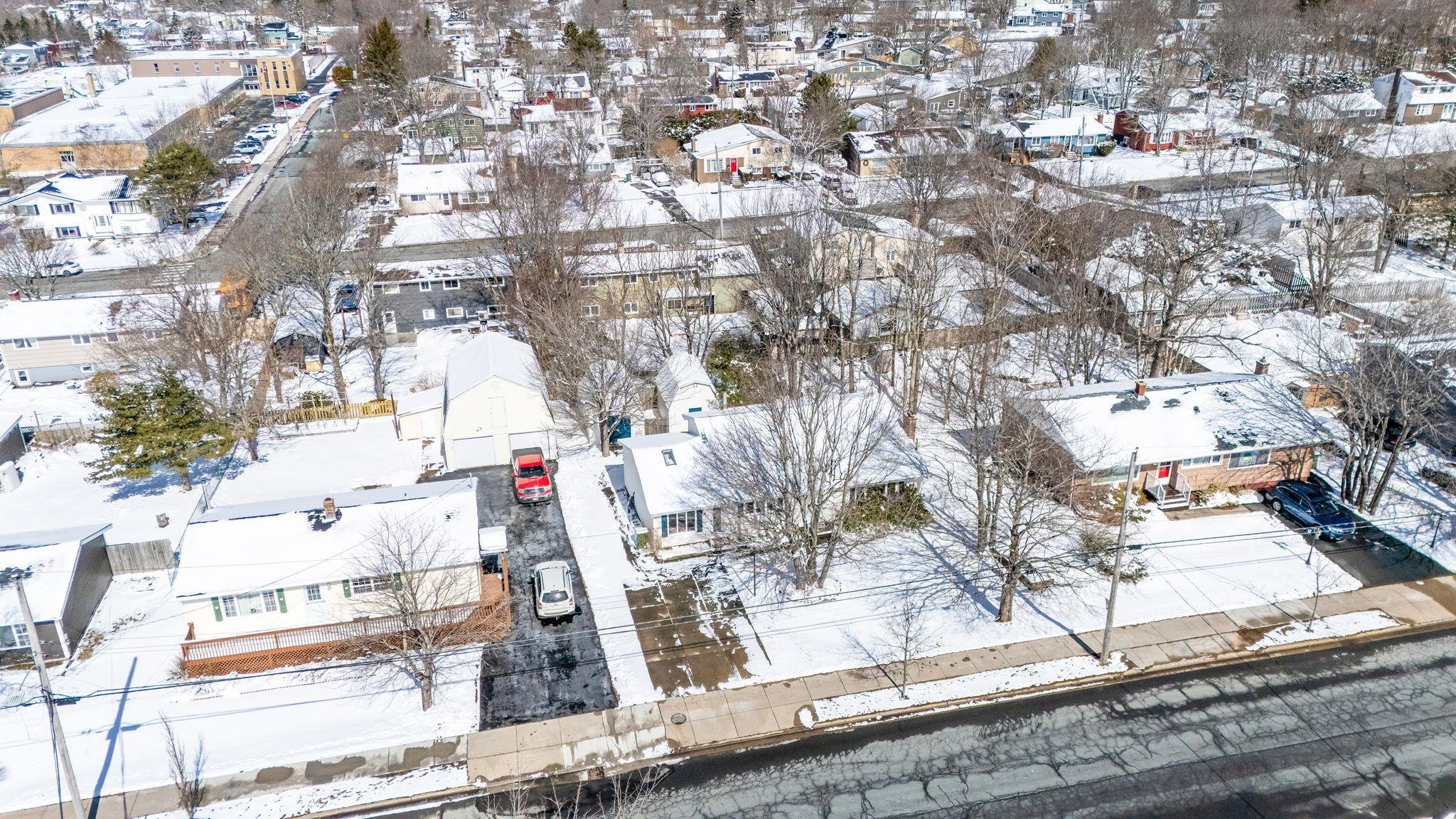 19 Dumbarton Avenue, Dartmouth, NS (MLS 202605534)