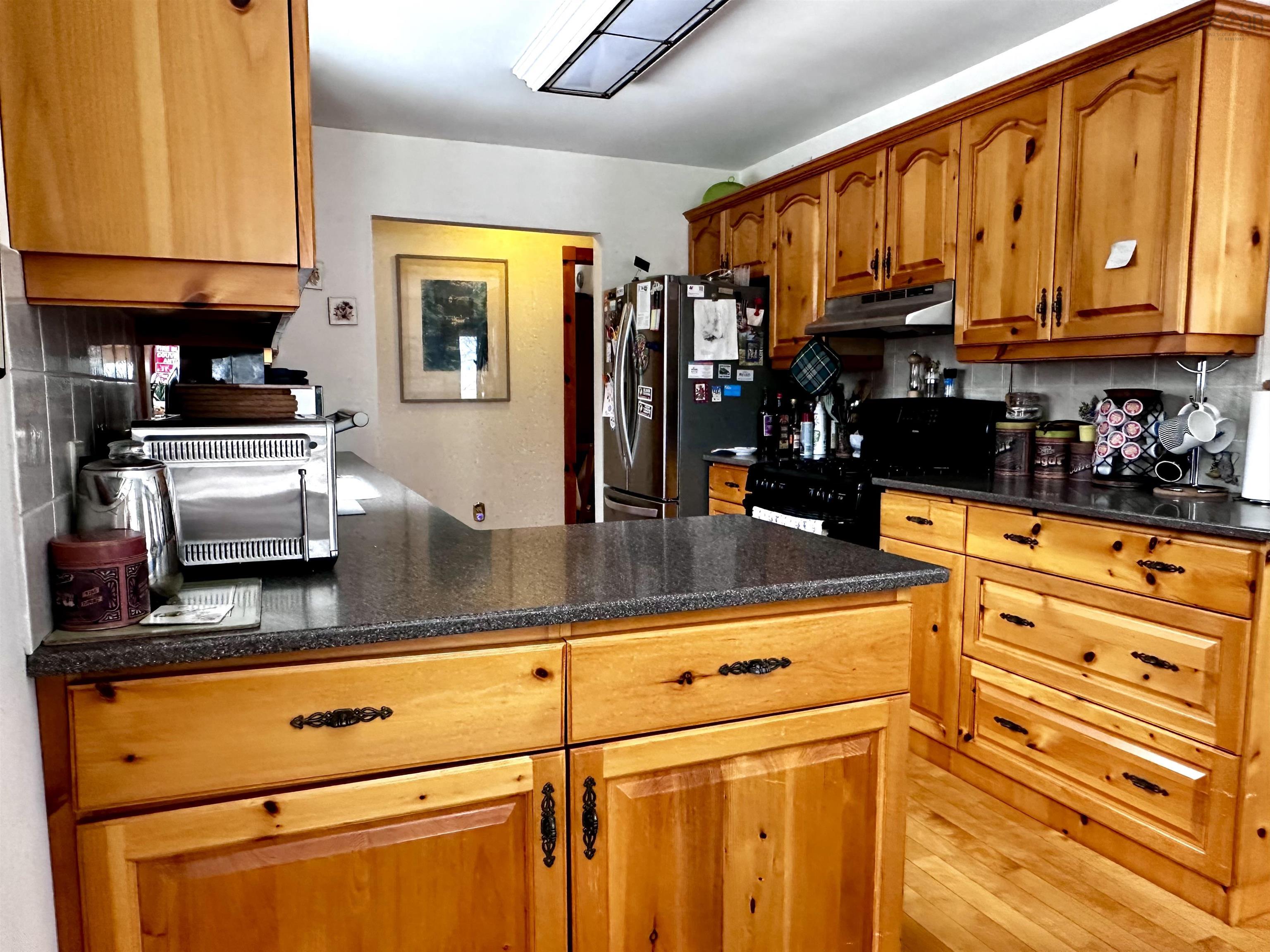 $349,900.00: 9722 Kempt Head Road, Ross Ferry