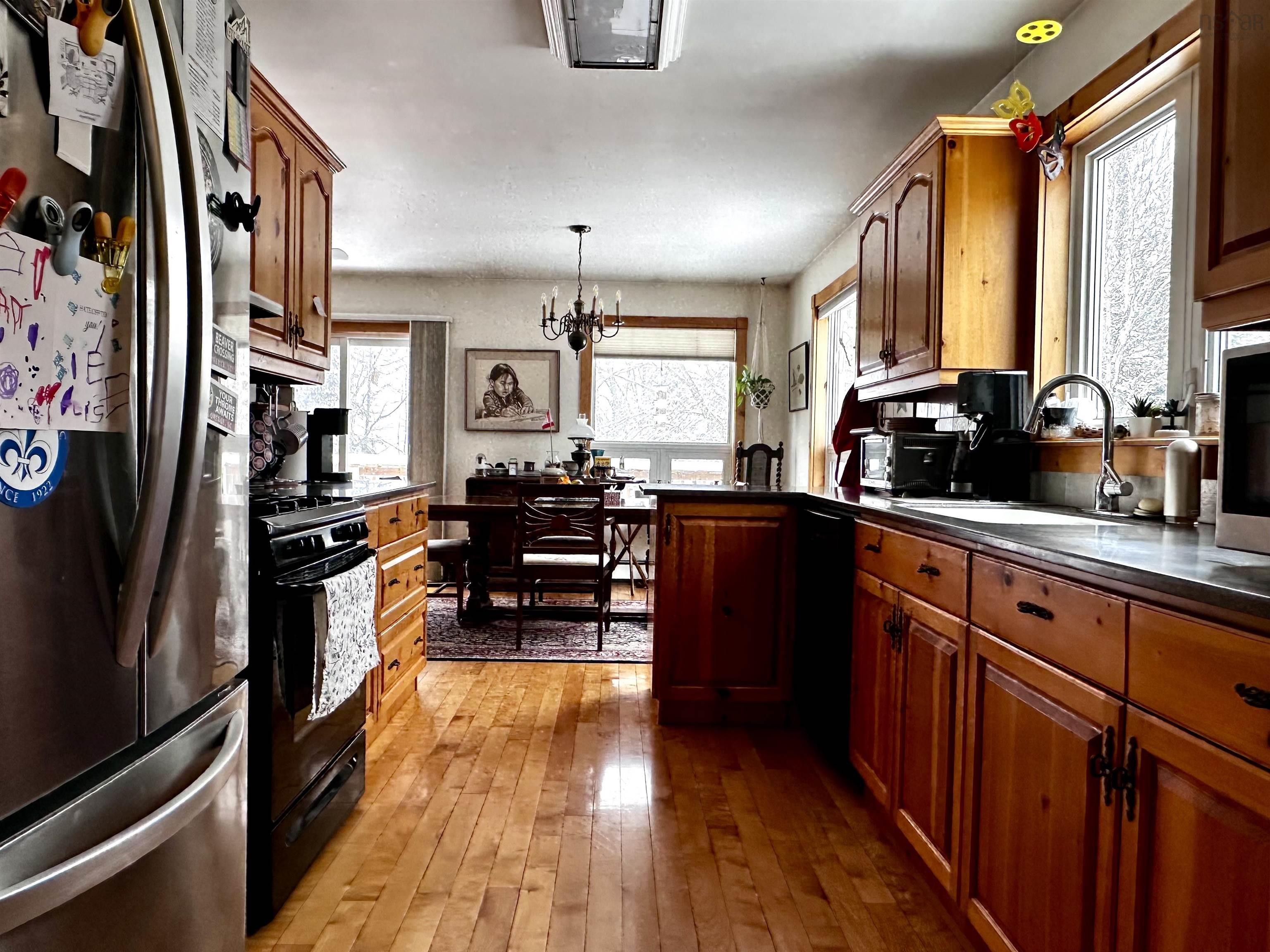 $349,900.00: 9722 Kempt Head Road, Ross Ferry