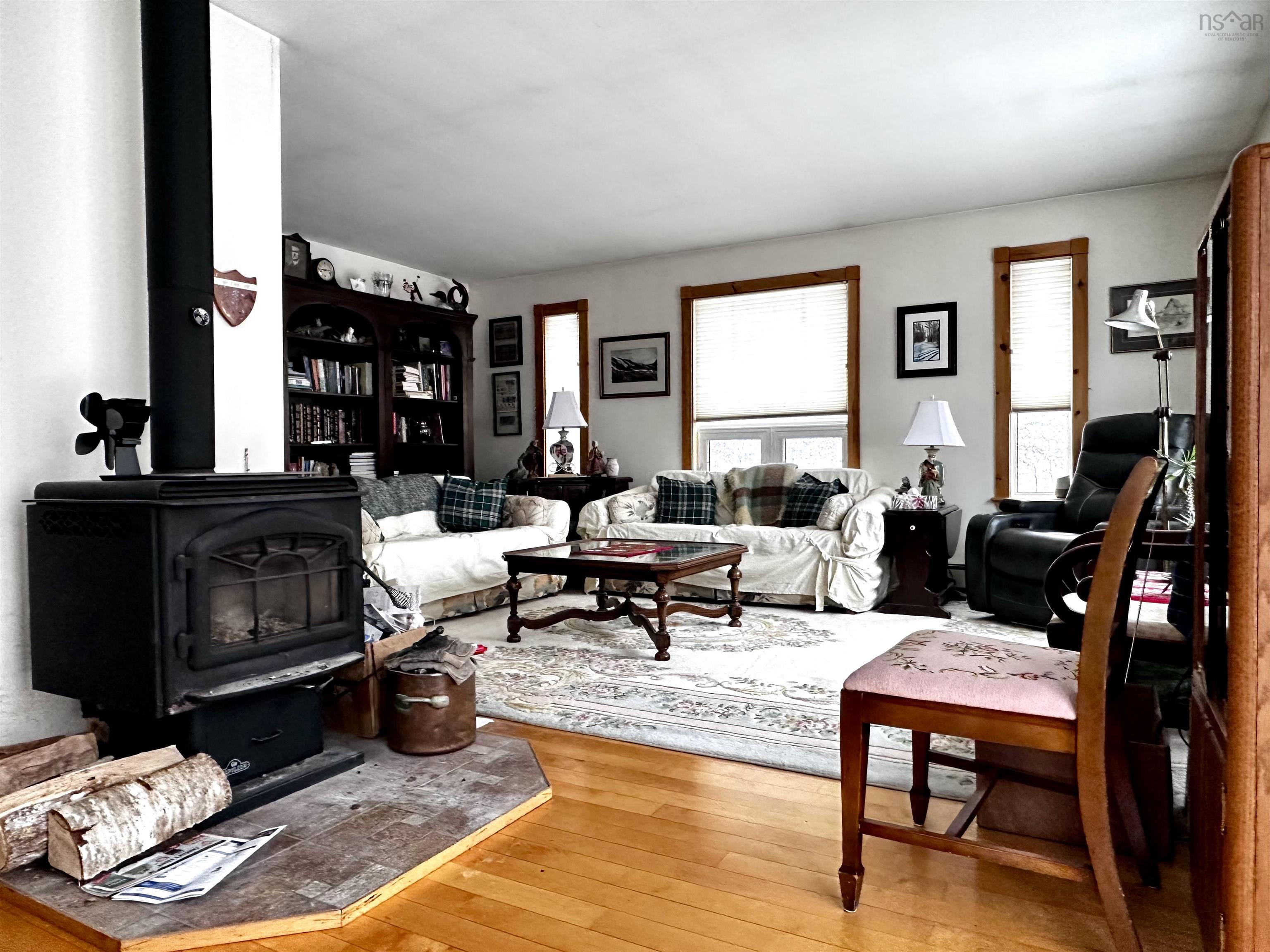 $349,900.00: 9722 Kempt Head Road, Ross Ferry