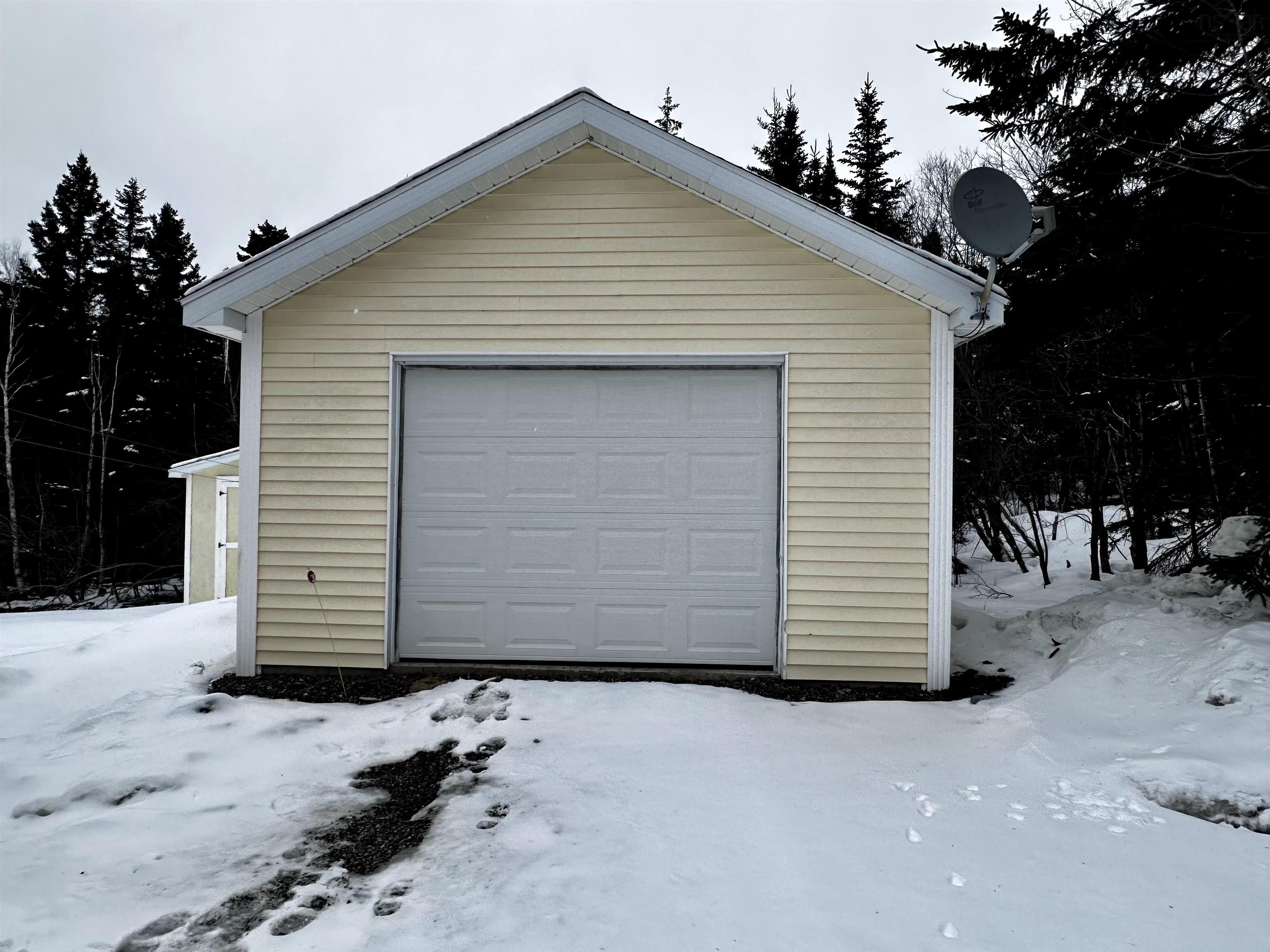 $349,900.00: 9722 Kempt Head Road, Ross Ferry