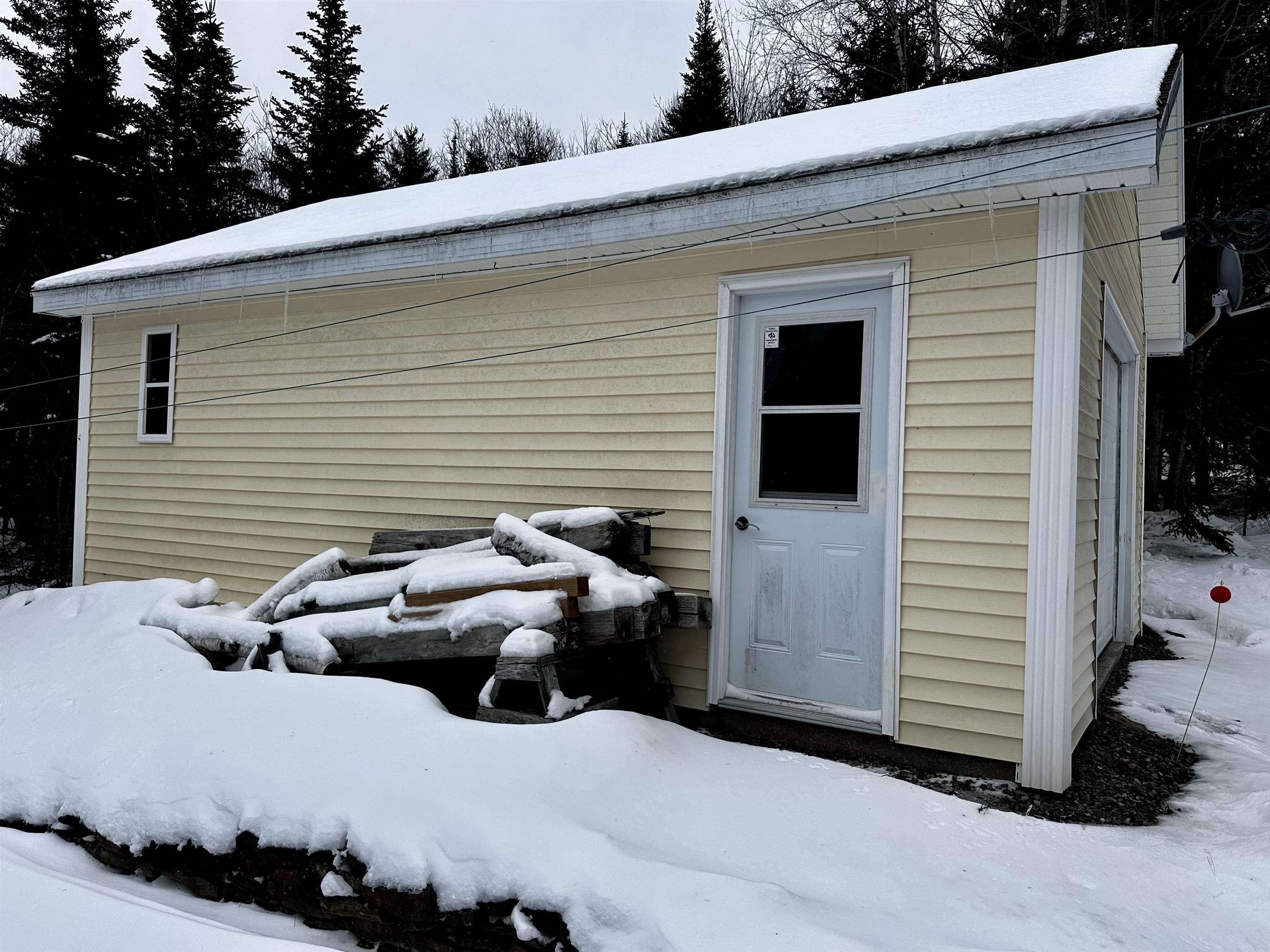 $349,900.00: 9722 Kempt Head Road, Ross Ferry