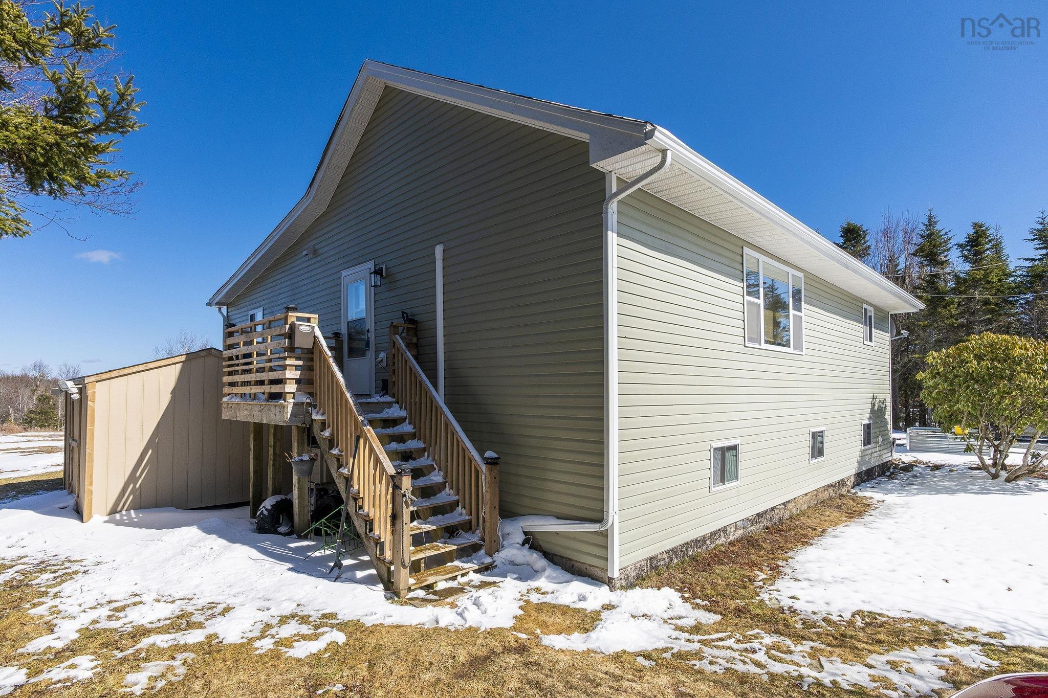 4720 Clam Harbour Road, Lake Charlotte, NS (MLS 202605546)