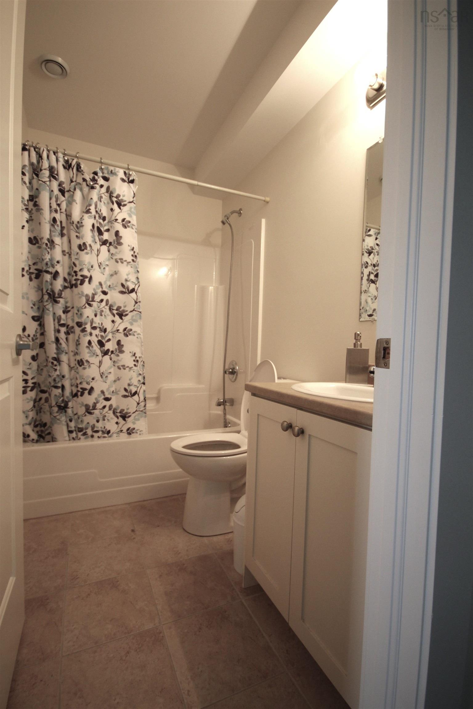 24 Sweetbriar Gate Gate, Eastern Passage, NS (MLS 202605549)