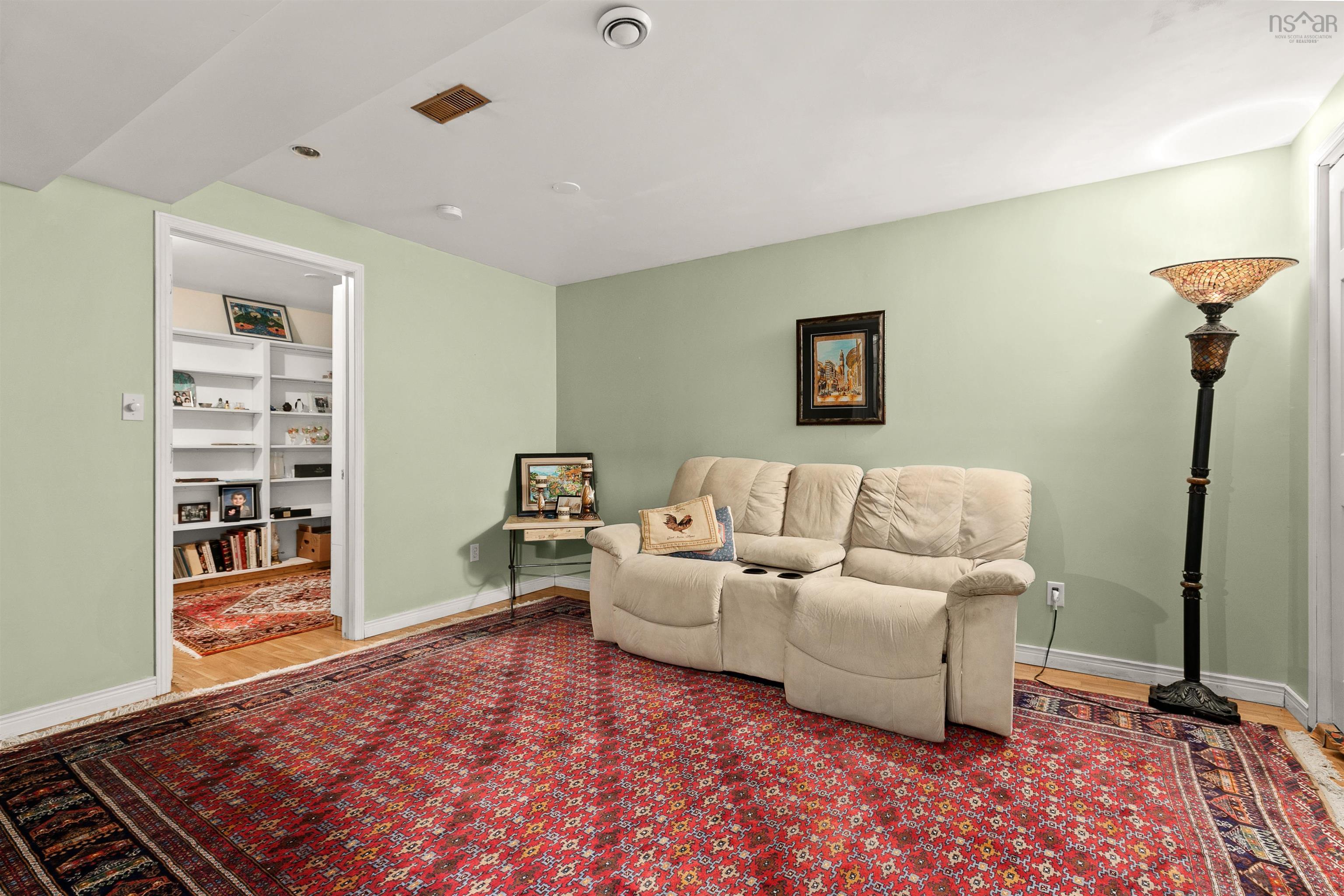 $1,250,000.00: 45 Southwest Cove Road, Northwest Cove