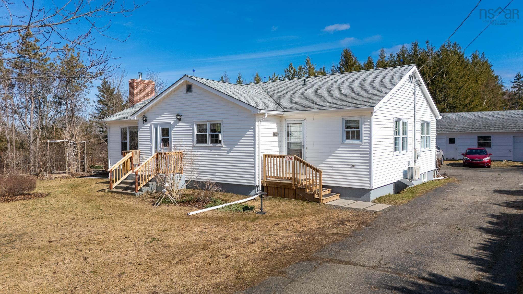 $475,000.00: 124 Pomquet Monks Head Road, Upper Pomquet