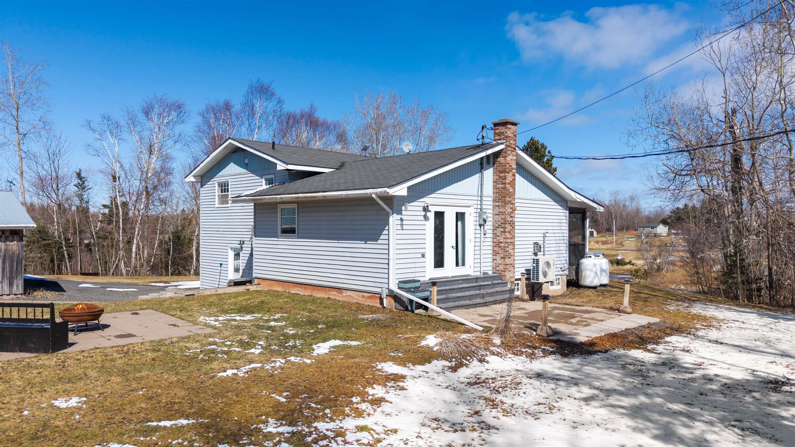 $399,999.00: 743 Three Brooks Road, Central Caribou