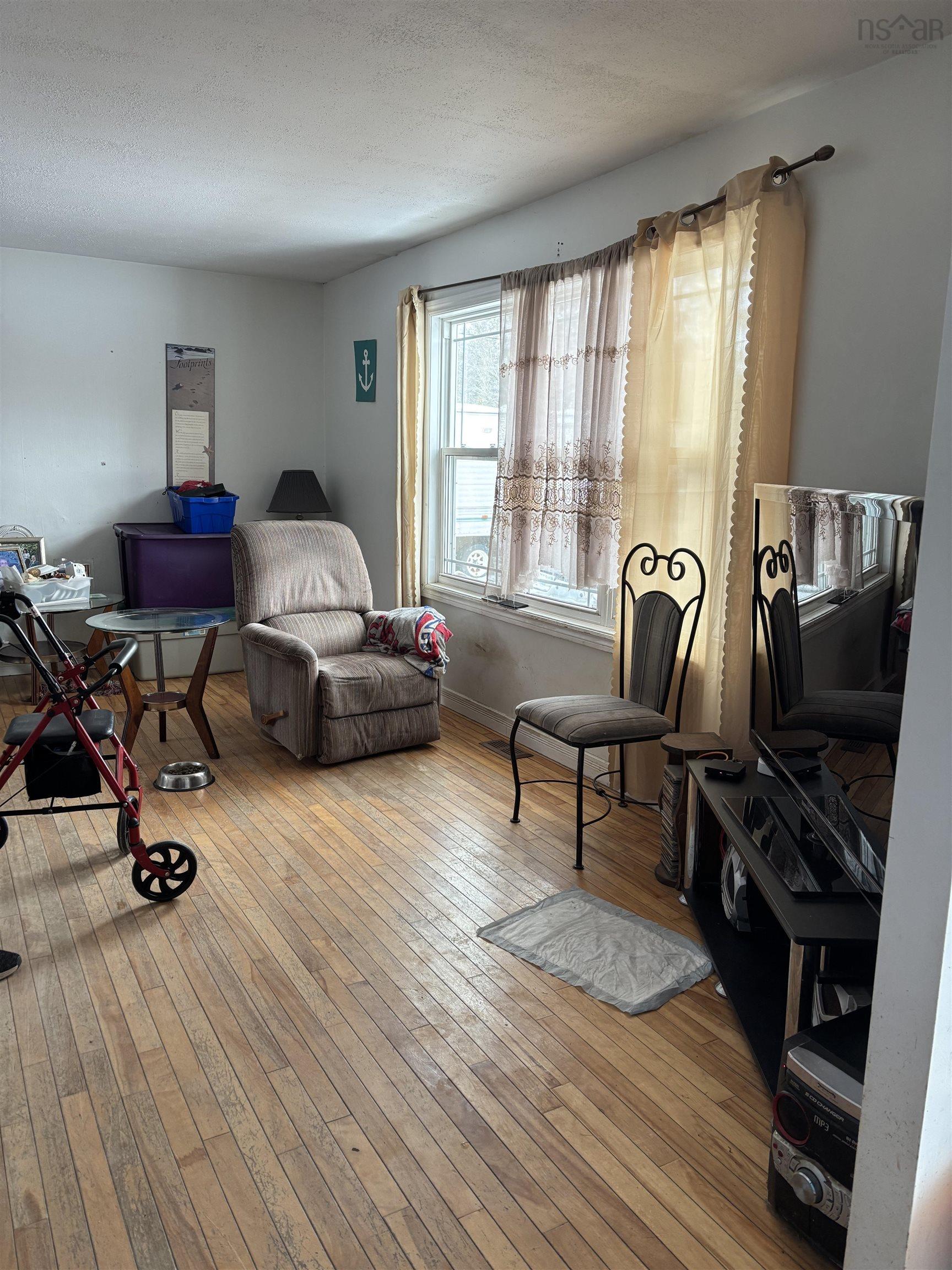 $165,000.00: 139 King Grove Road, Millville