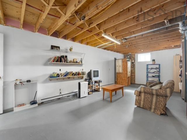 $499,900.00: 3369 Highway 215, Minasville