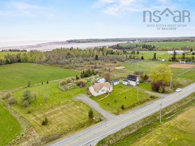$499,900.00: 3369 Highway 215, Minasville