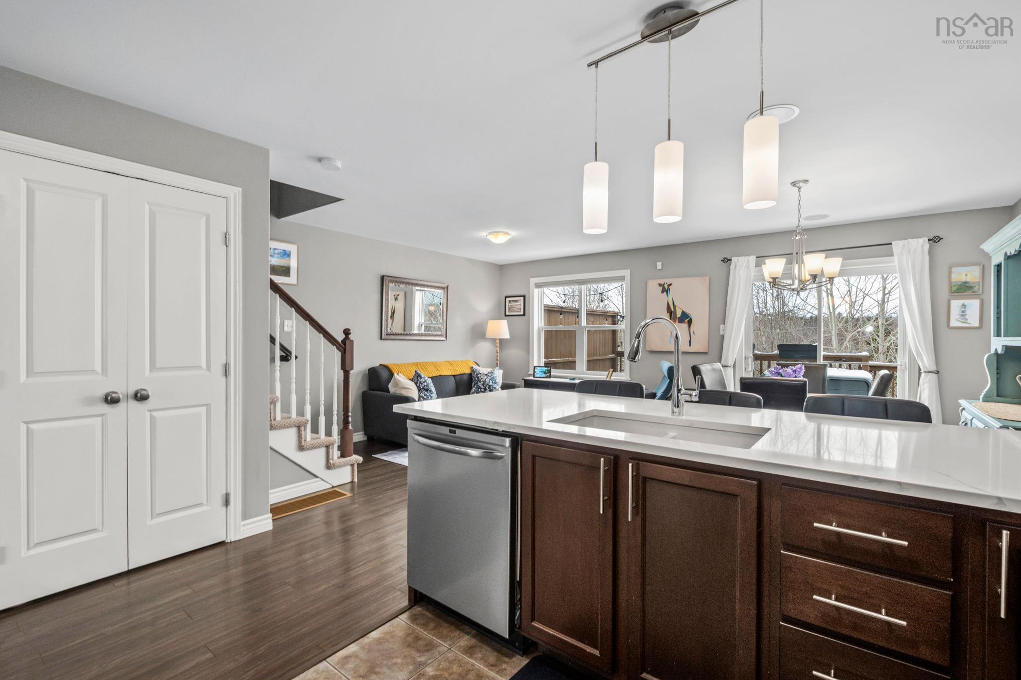 $599,000.00: 99 Lier Ridge, Halifax