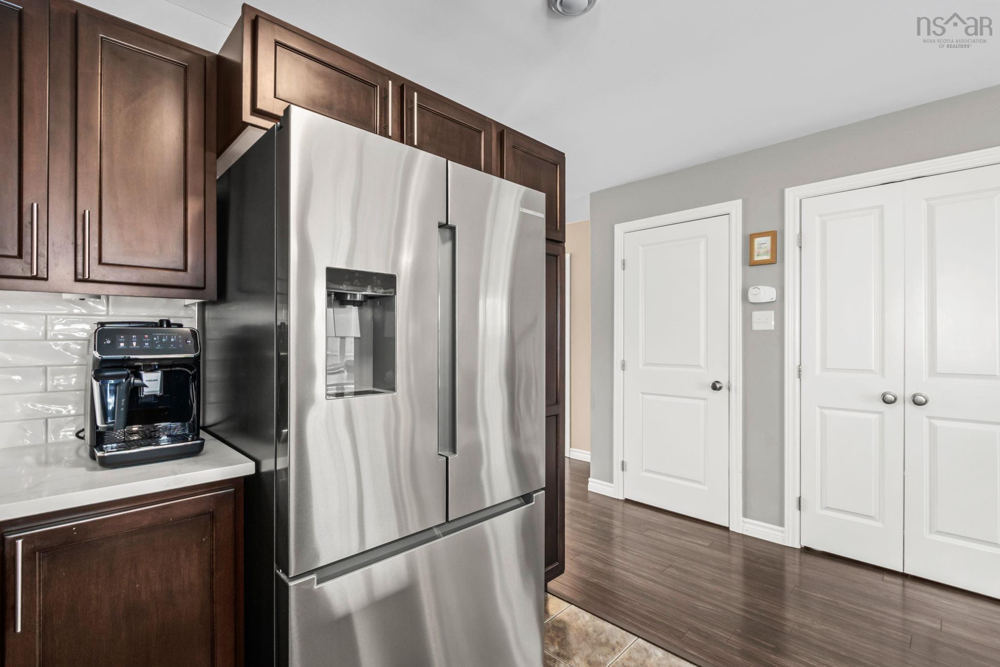 $599,000.00: 99 Lier Ridge, Halifax