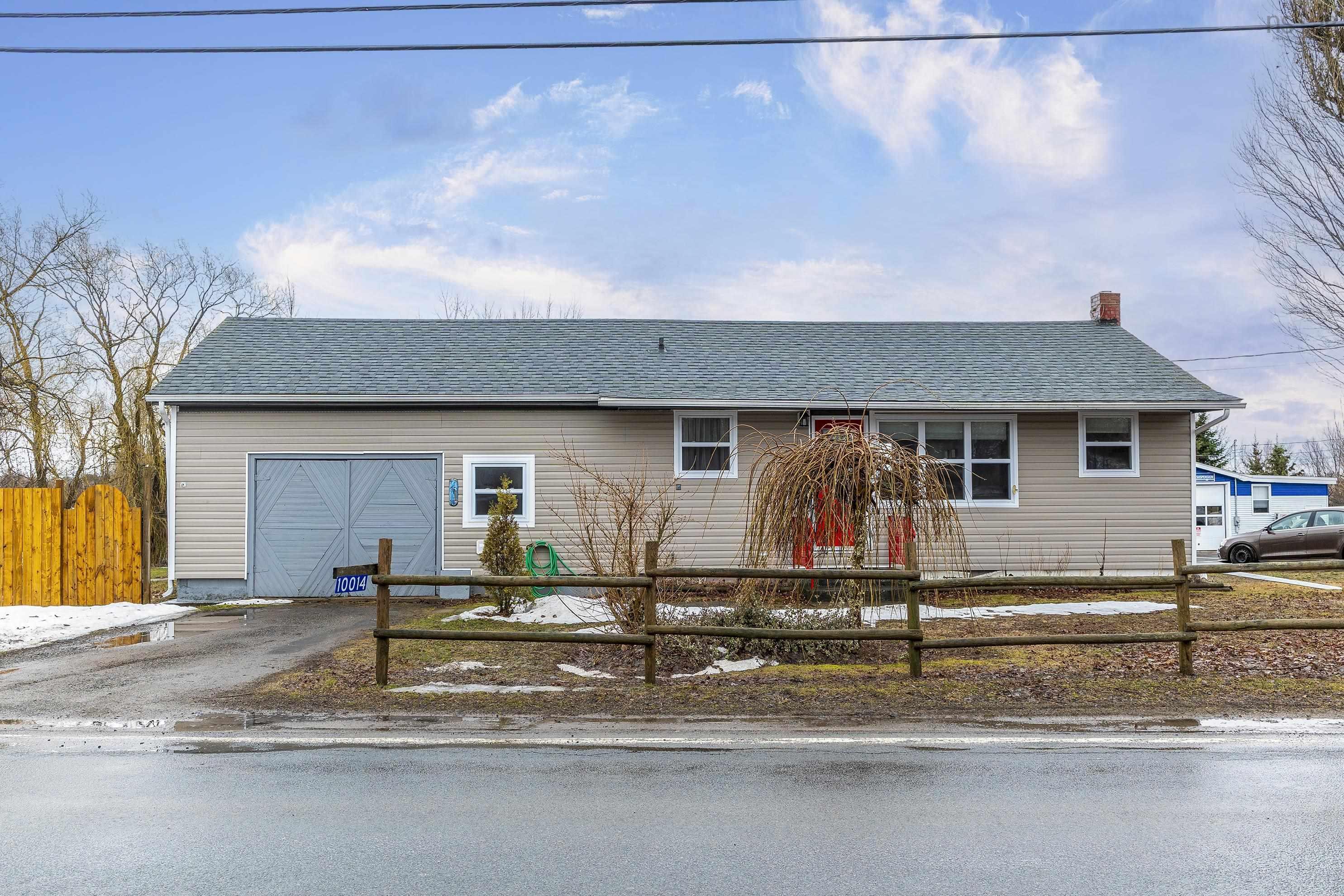 $230,000.00: 10014 221 Highway, Habitant