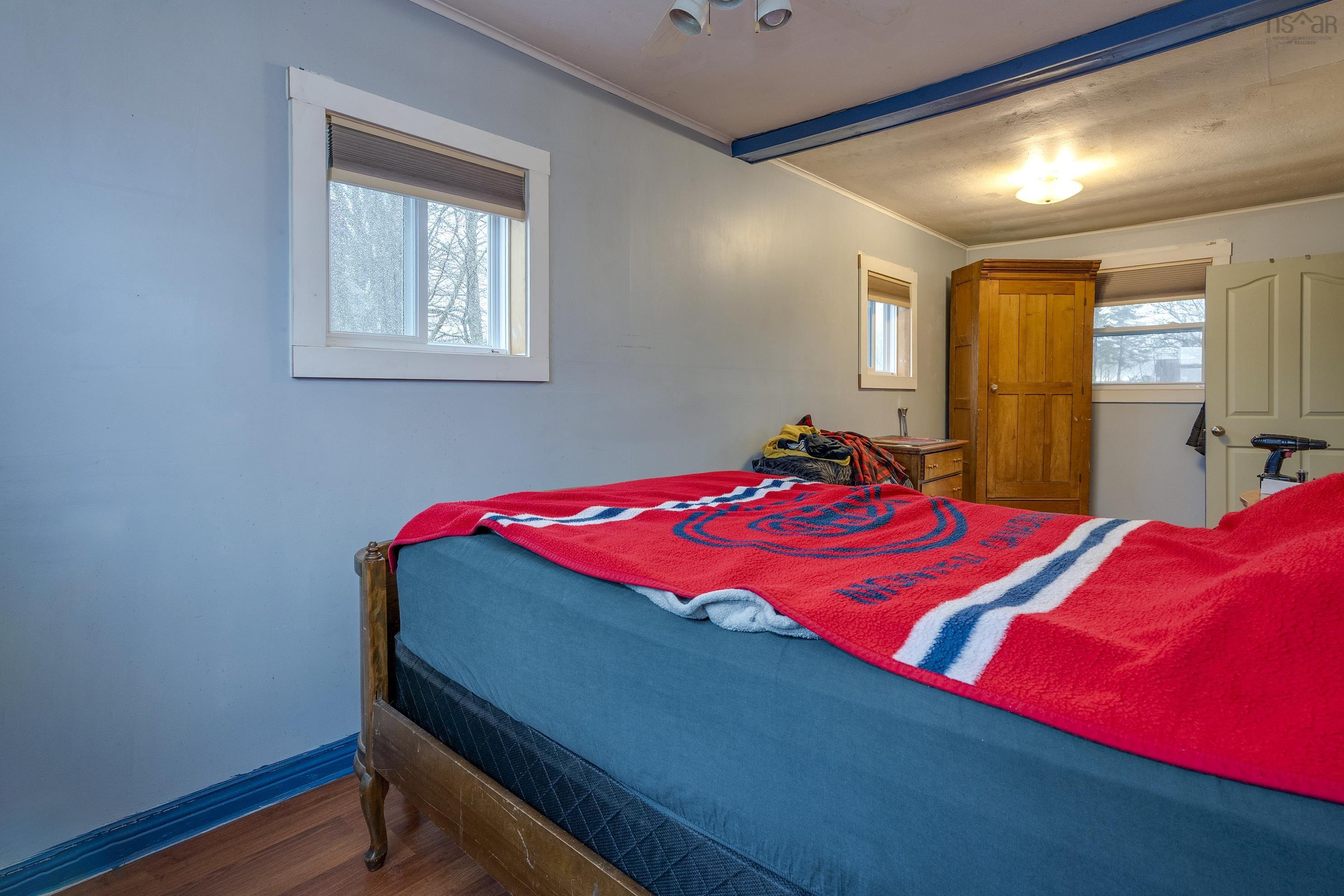 $230,000.00: 10014 221 Highway, Habitant