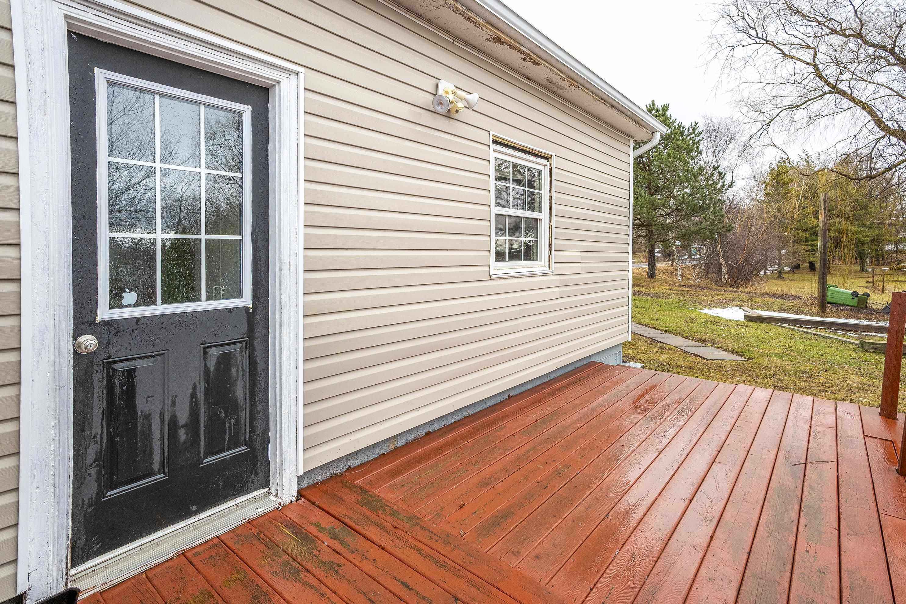 $230,000.00: 10014 221 Highway, Habitant