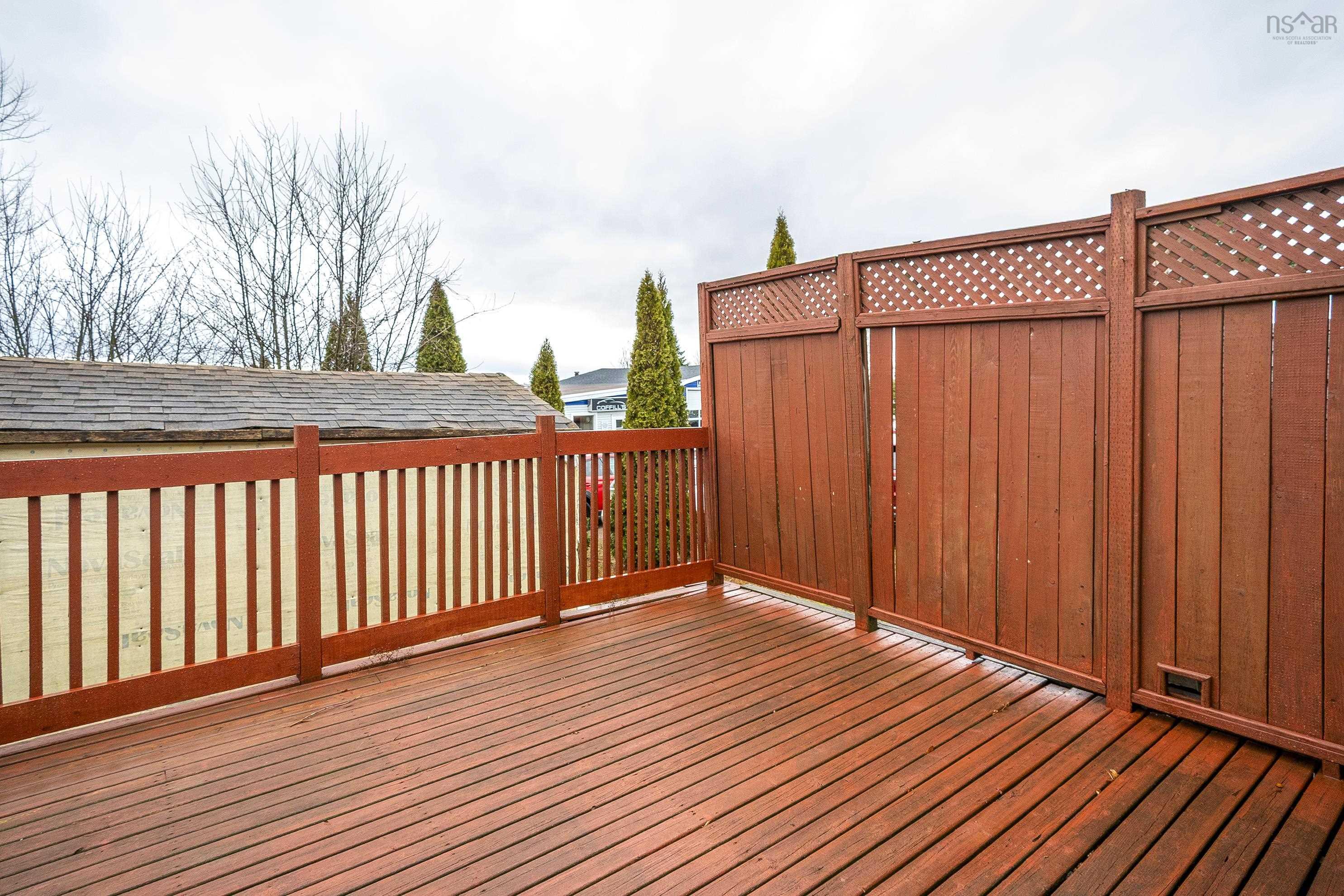 $230,000.00: 10014 221 Highway, Habitant