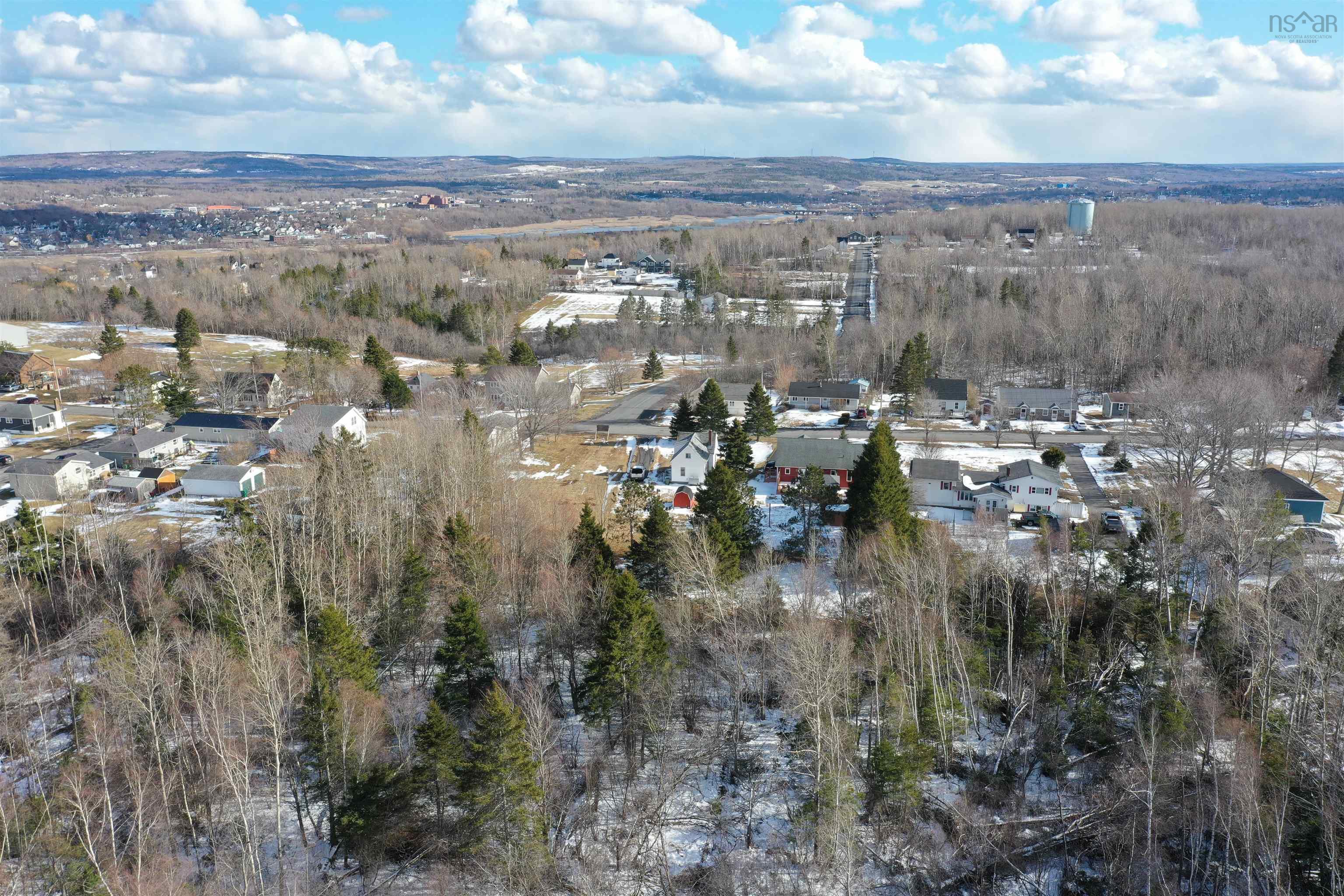 $299,000.00: 4.92 Acres Willow Avenue, New Glasgow