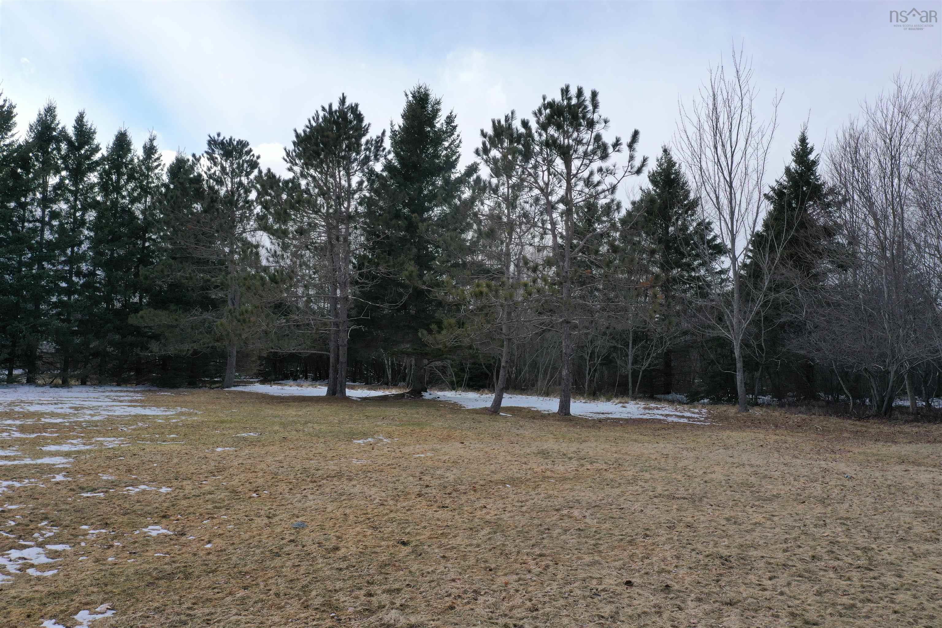 $299,000.00: 4.92 Acres Willow Avenue, New Glasgow