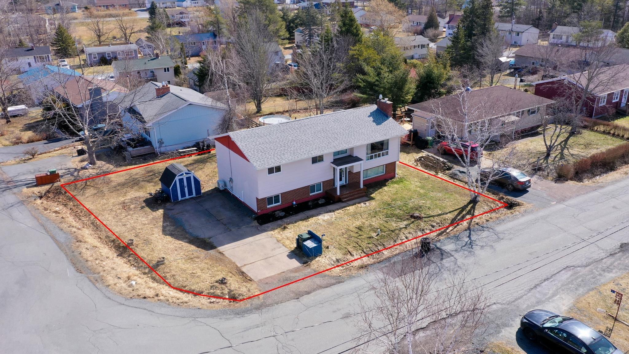 $475,000.00: 16 Parker Place Crescent, Enfield