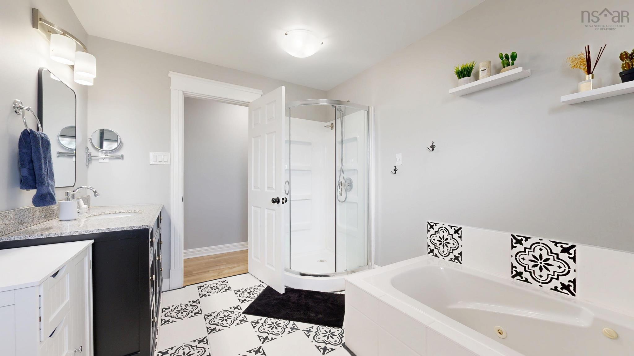 $475,000.00: 16 Parker Place Crescent, Enfield