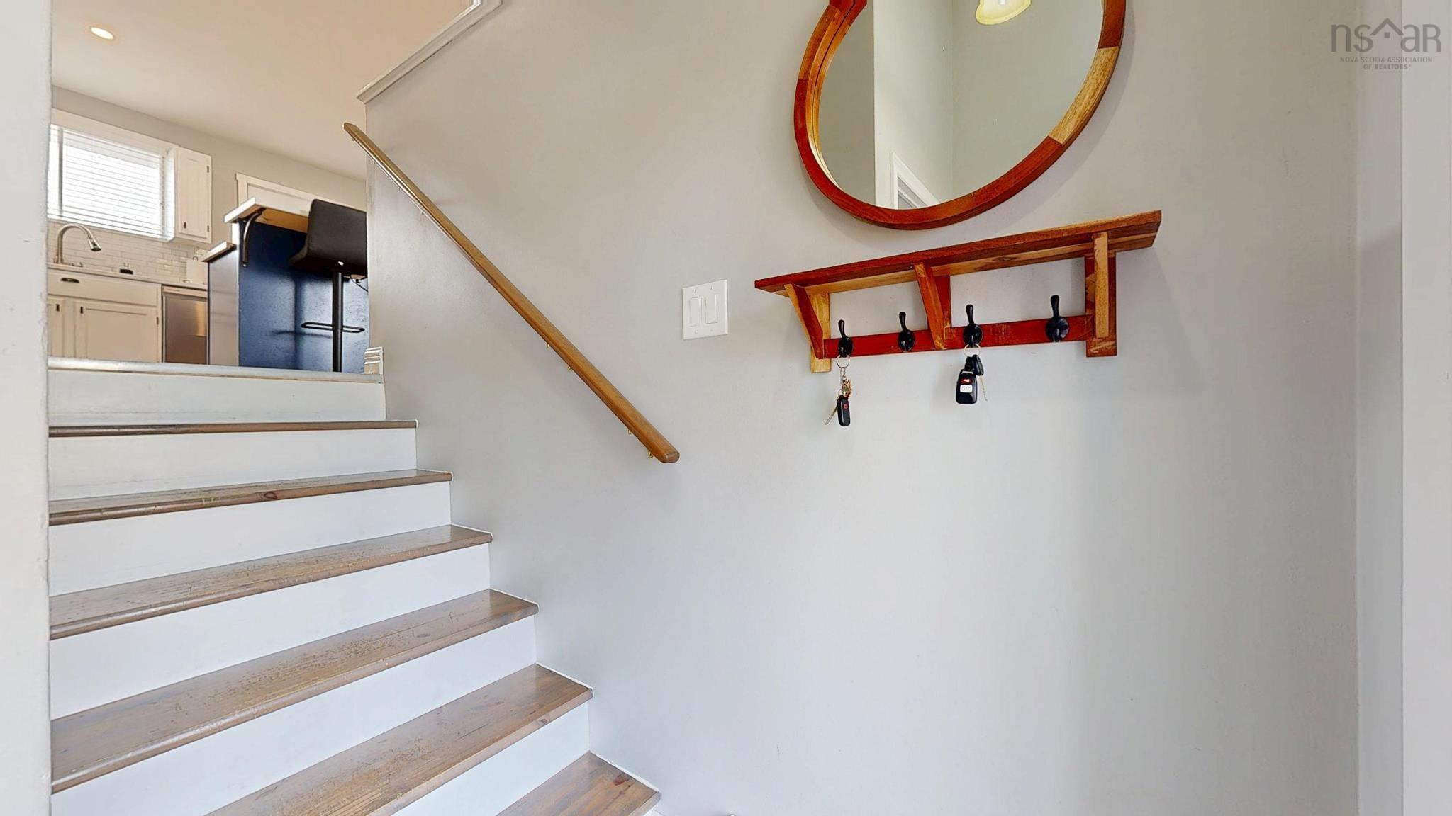 $475,000.00: 16 Parker Place Crescent, Enfield