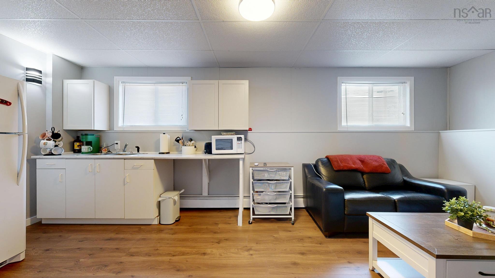 $475,000.00: 16 Parker Place Crescent, Enfield