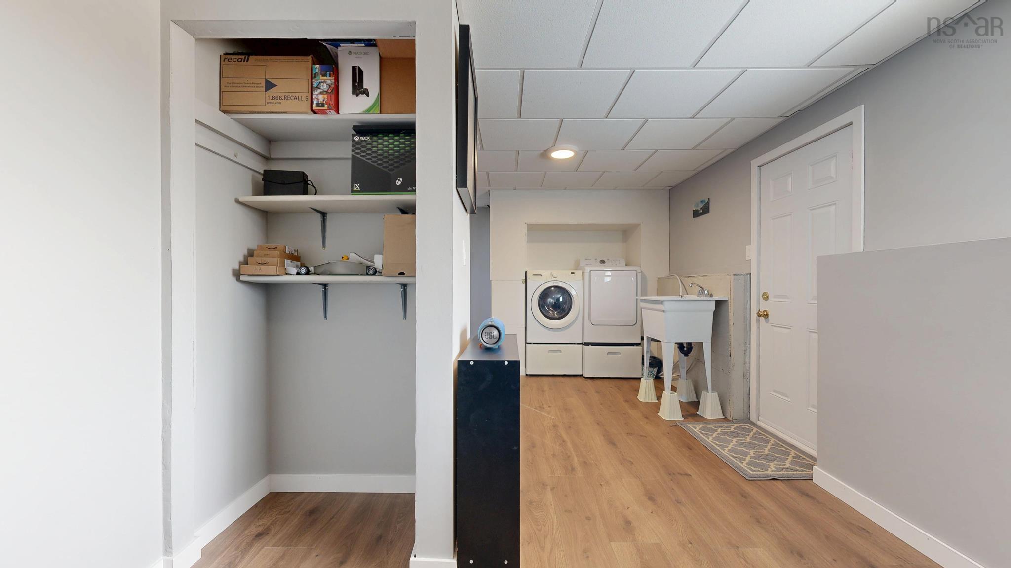 $475,000.00: 16 Parker Place Crescent, Enfield