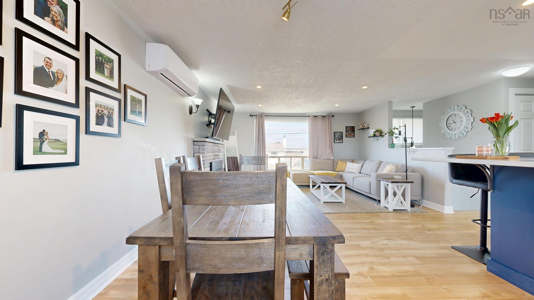 $475,000.00: 16 Parker Place Crescent, Enfield