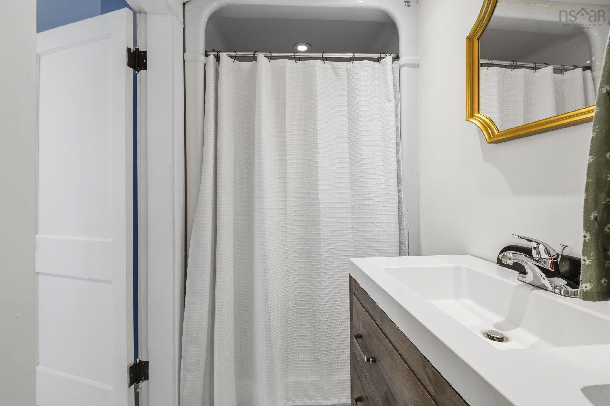 11 Mcfatridge Road Road, Halifax, NS (MLS 202605612)